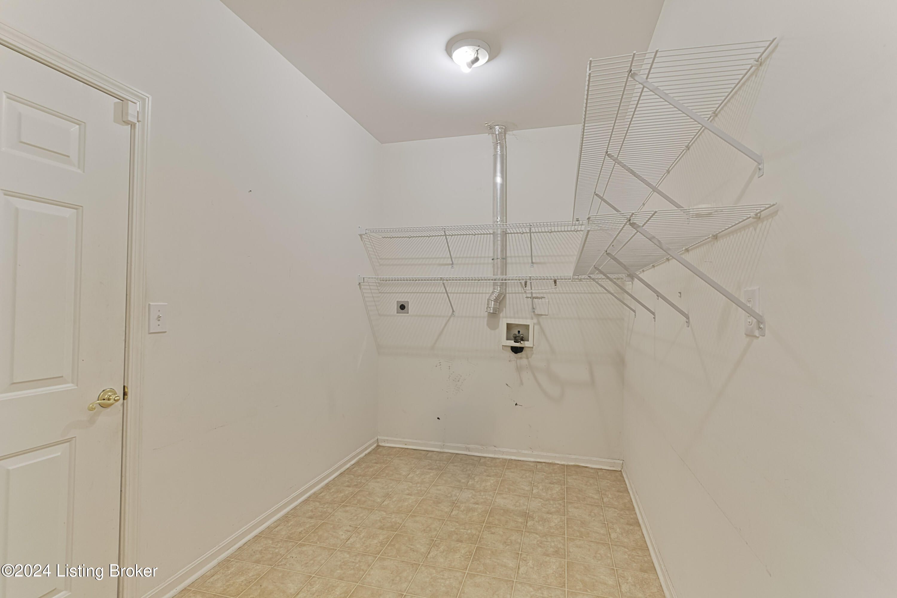 5108 Telford Ln