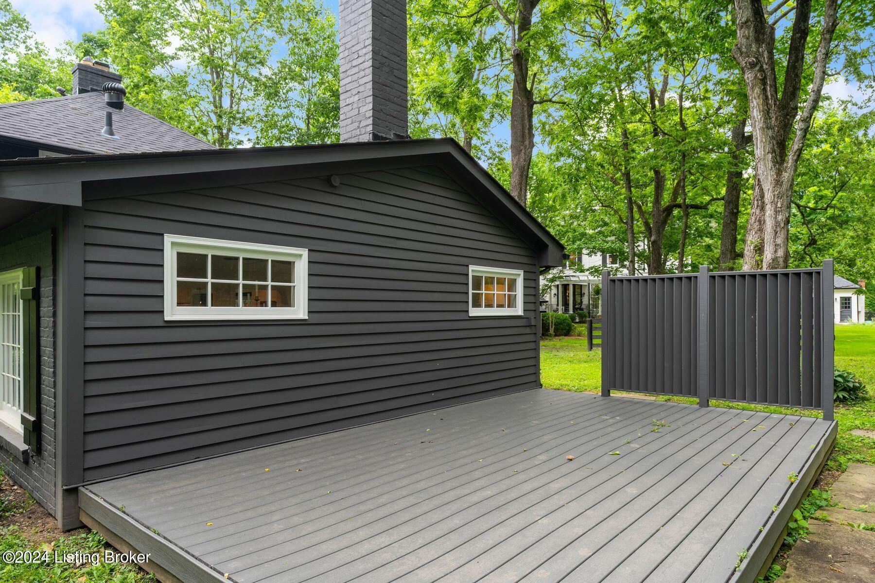 1307 Glenbrook Rd