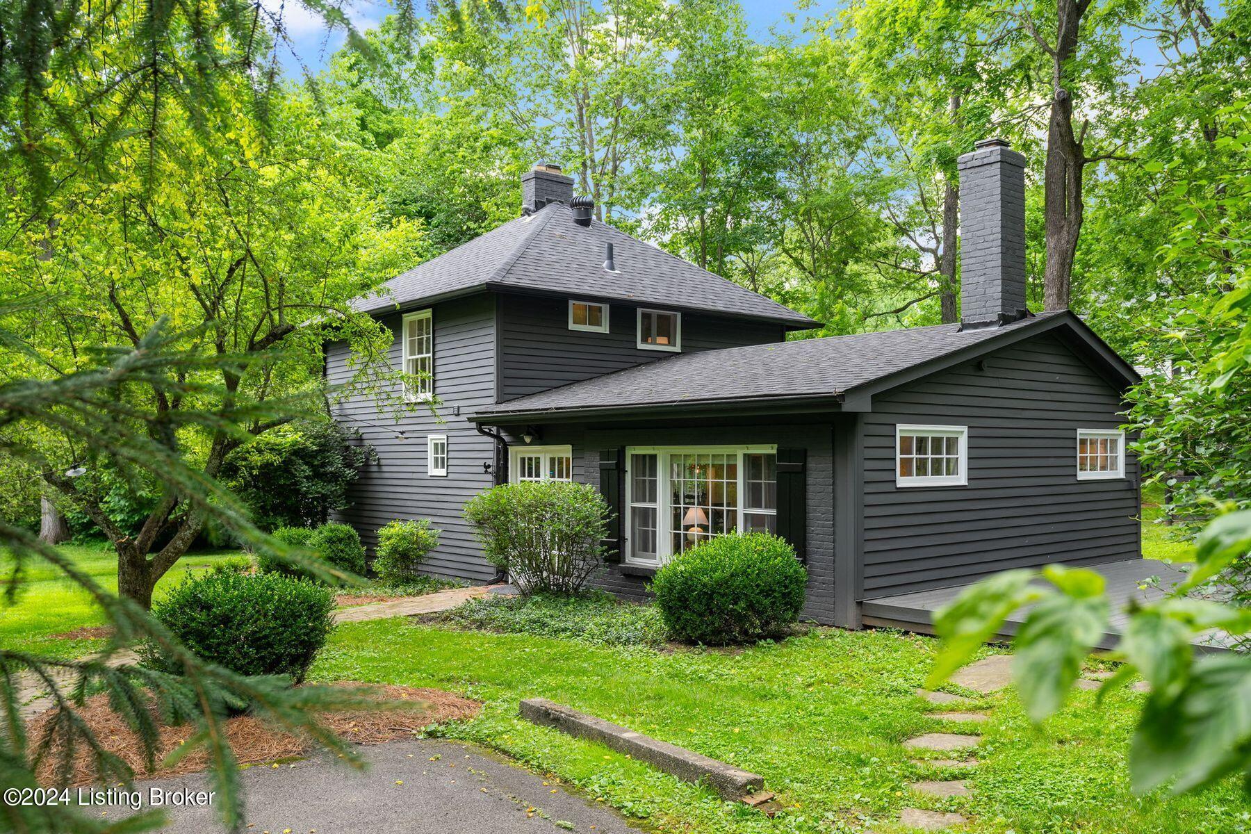 1307 Glenbrook Rd