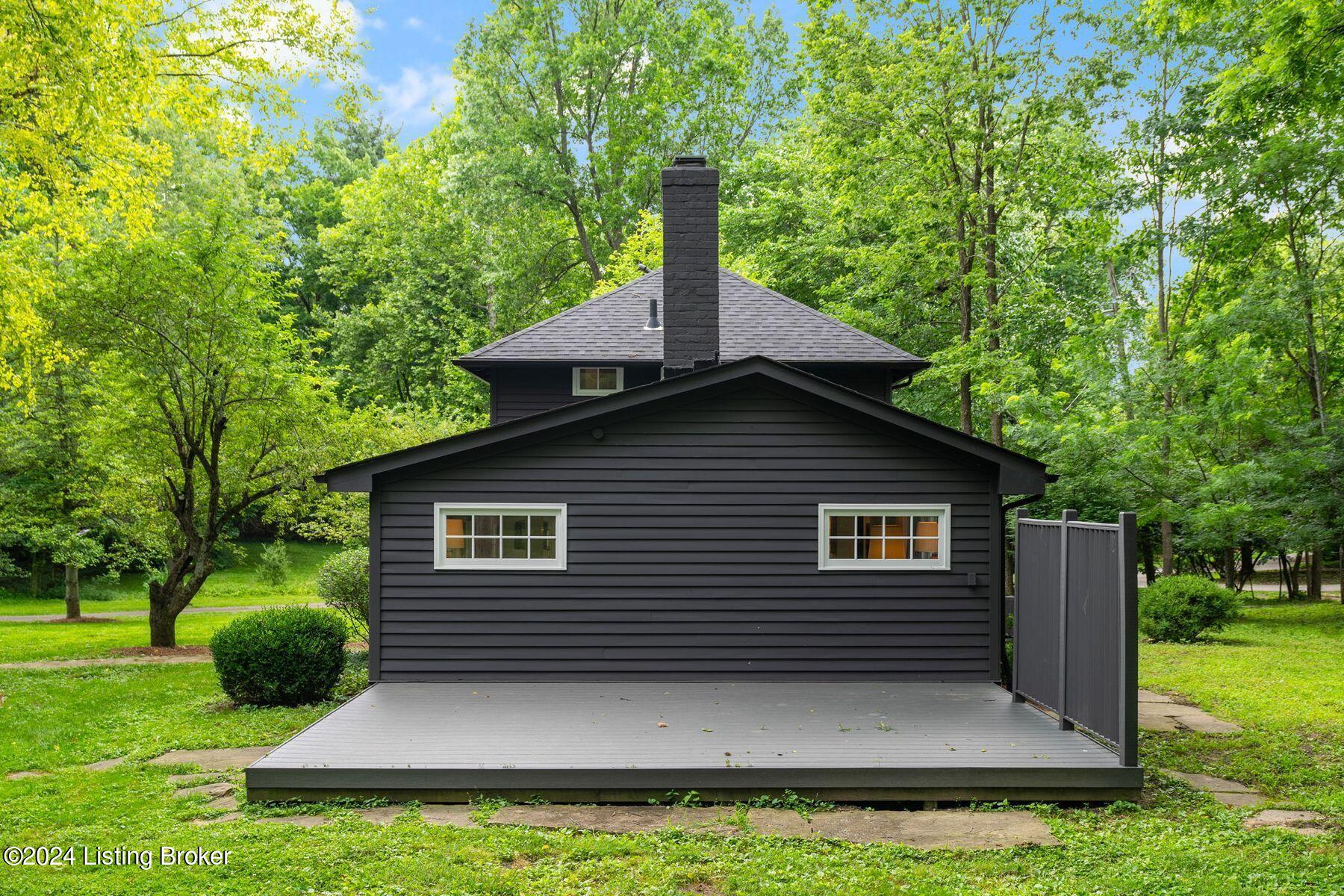 1307 Glenbrook Rd