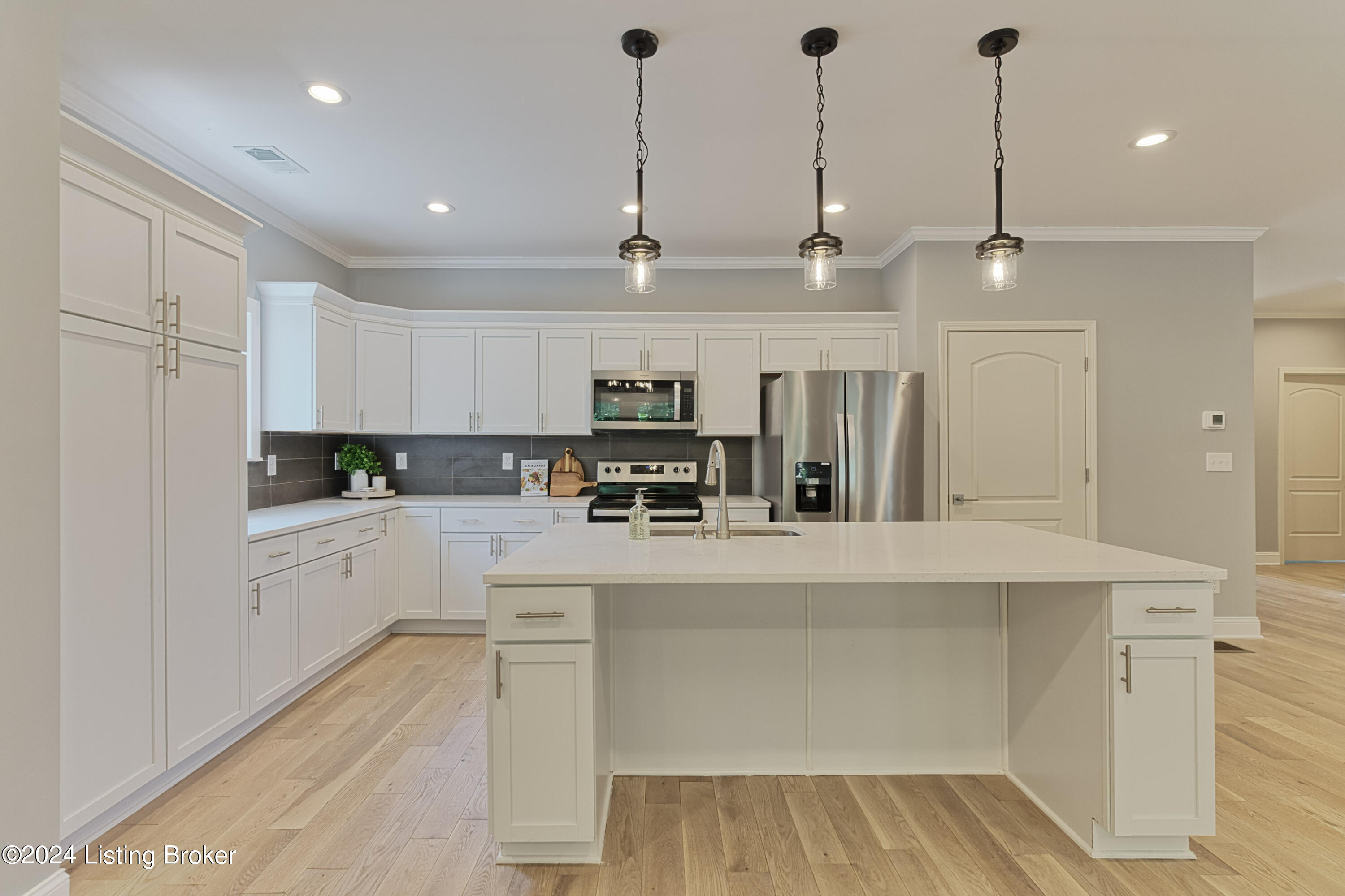 12517 Lilly Ln