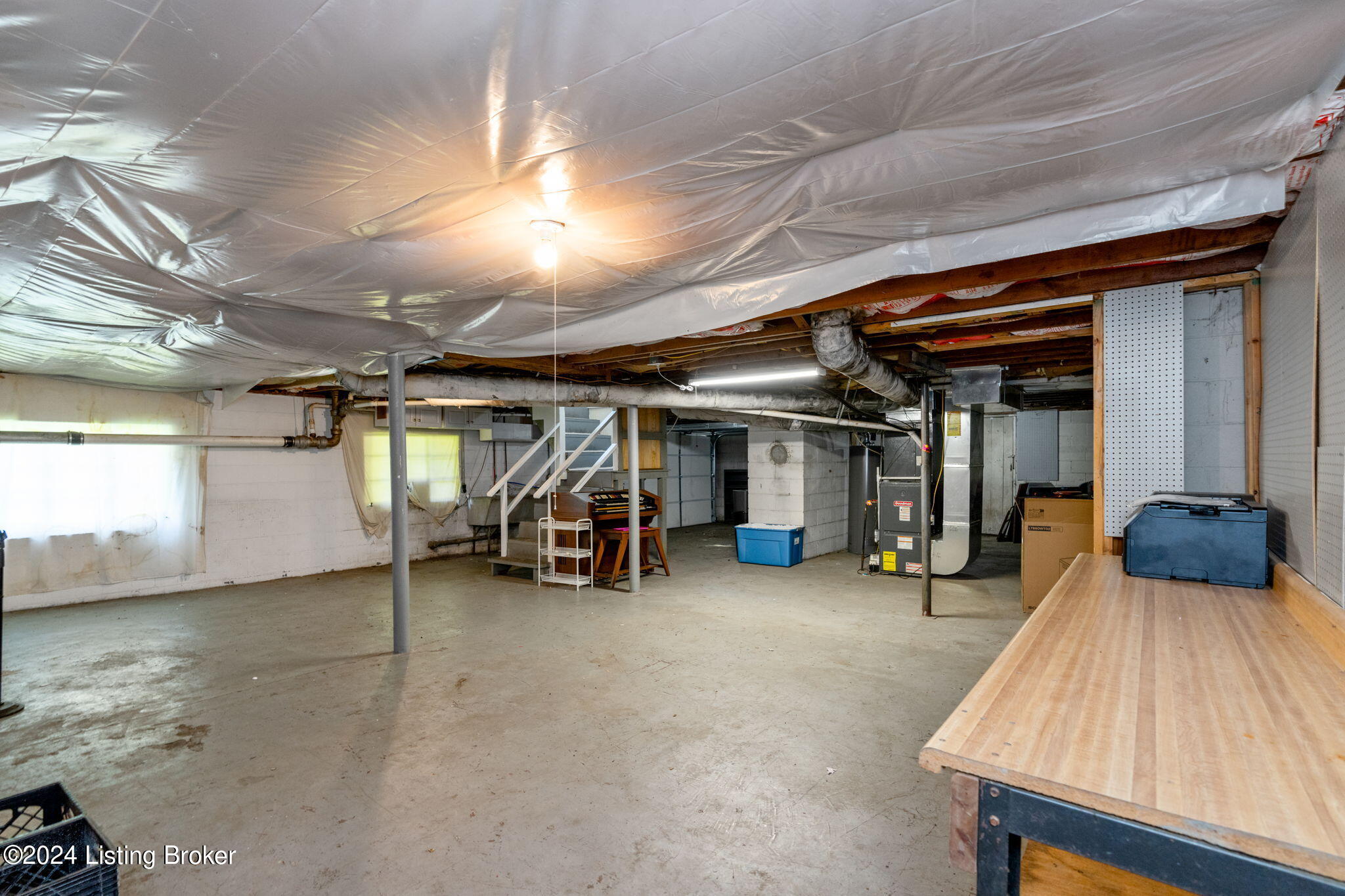 3210 Maple Rd