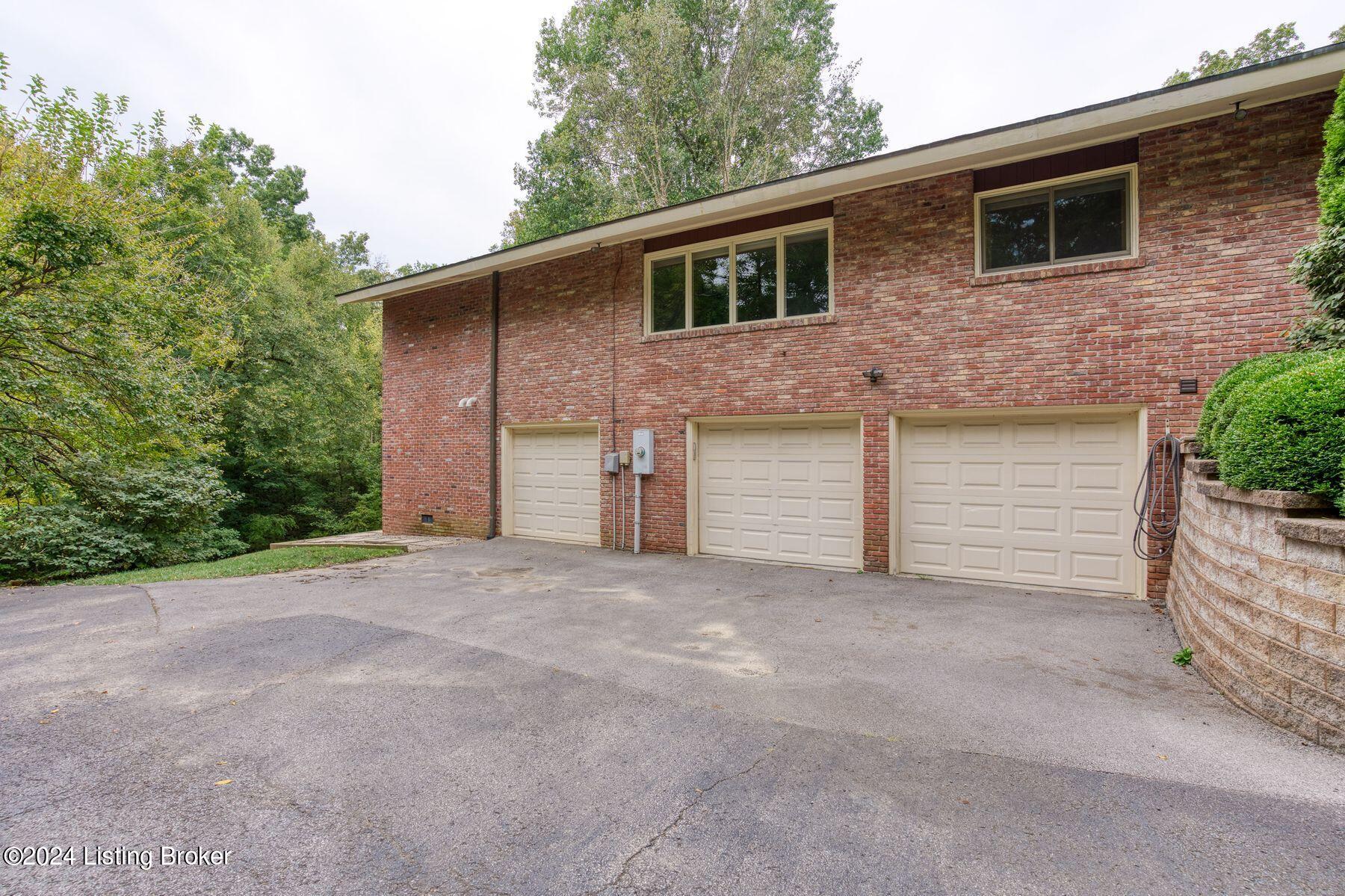 6200 Orion Rd