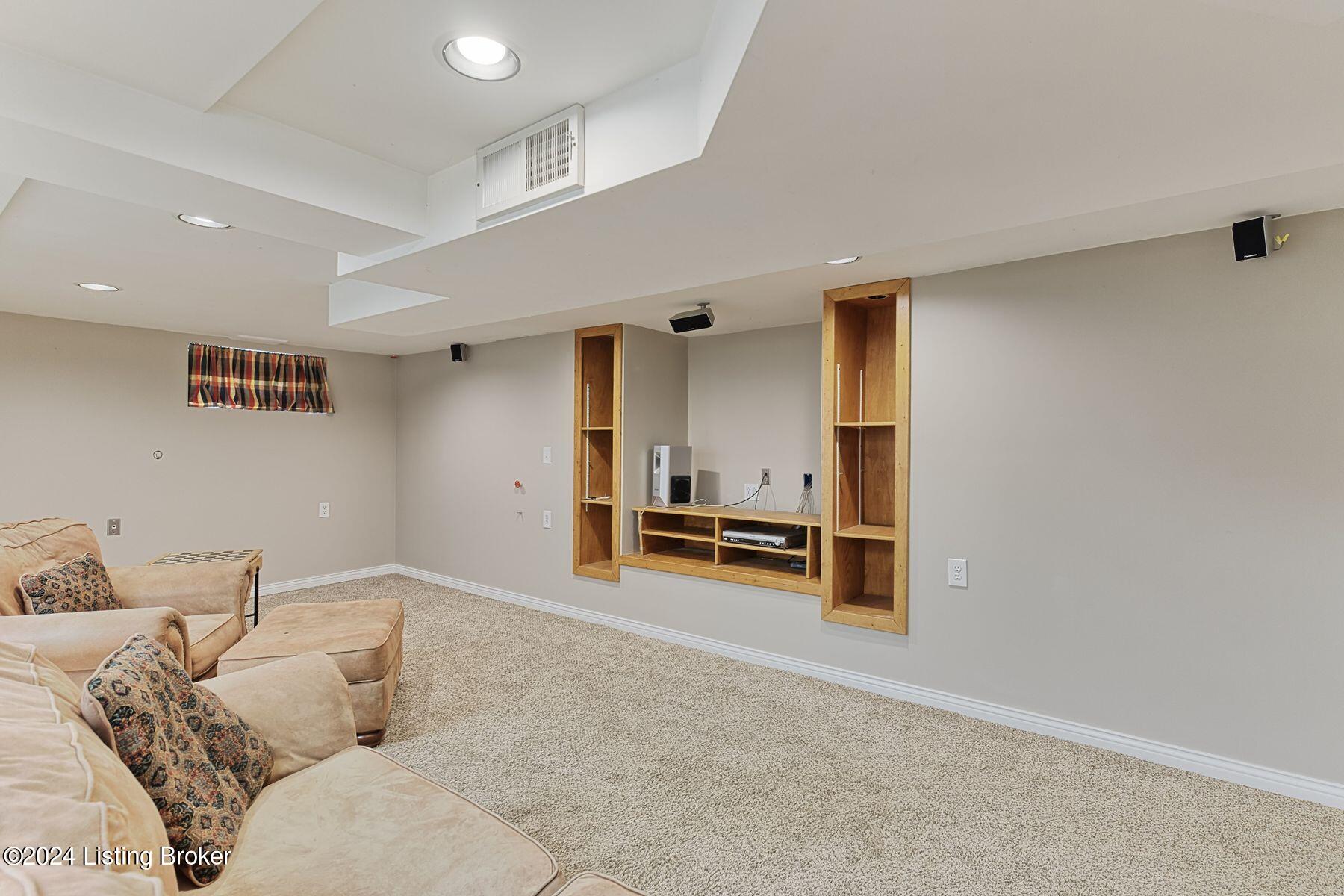 1803 Douglass Blvd