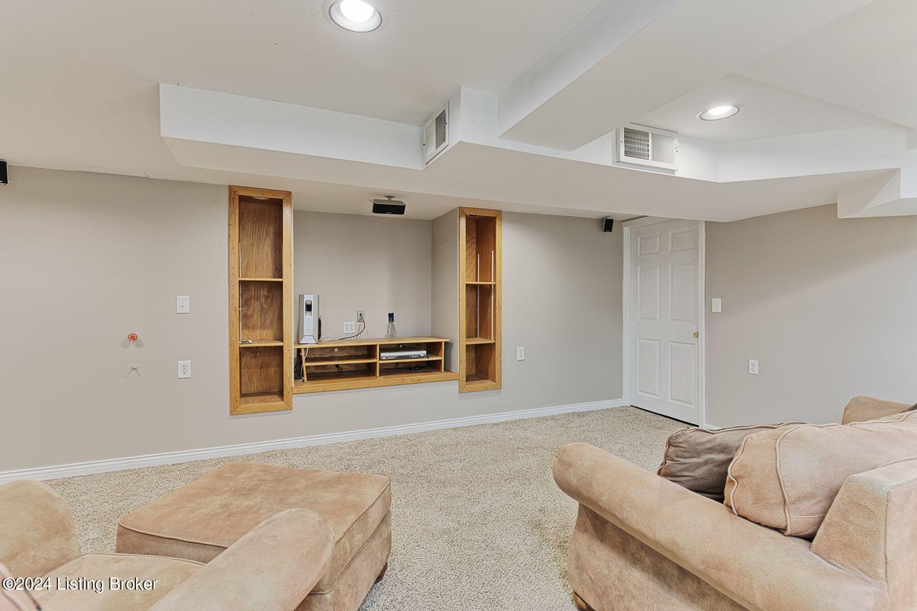 1803 Douglass Blvd