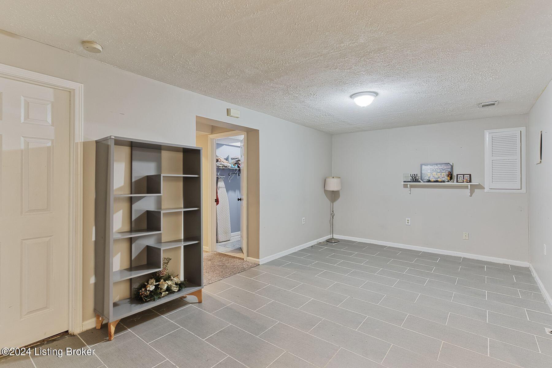 4010 Hurstbourne Woods Dr