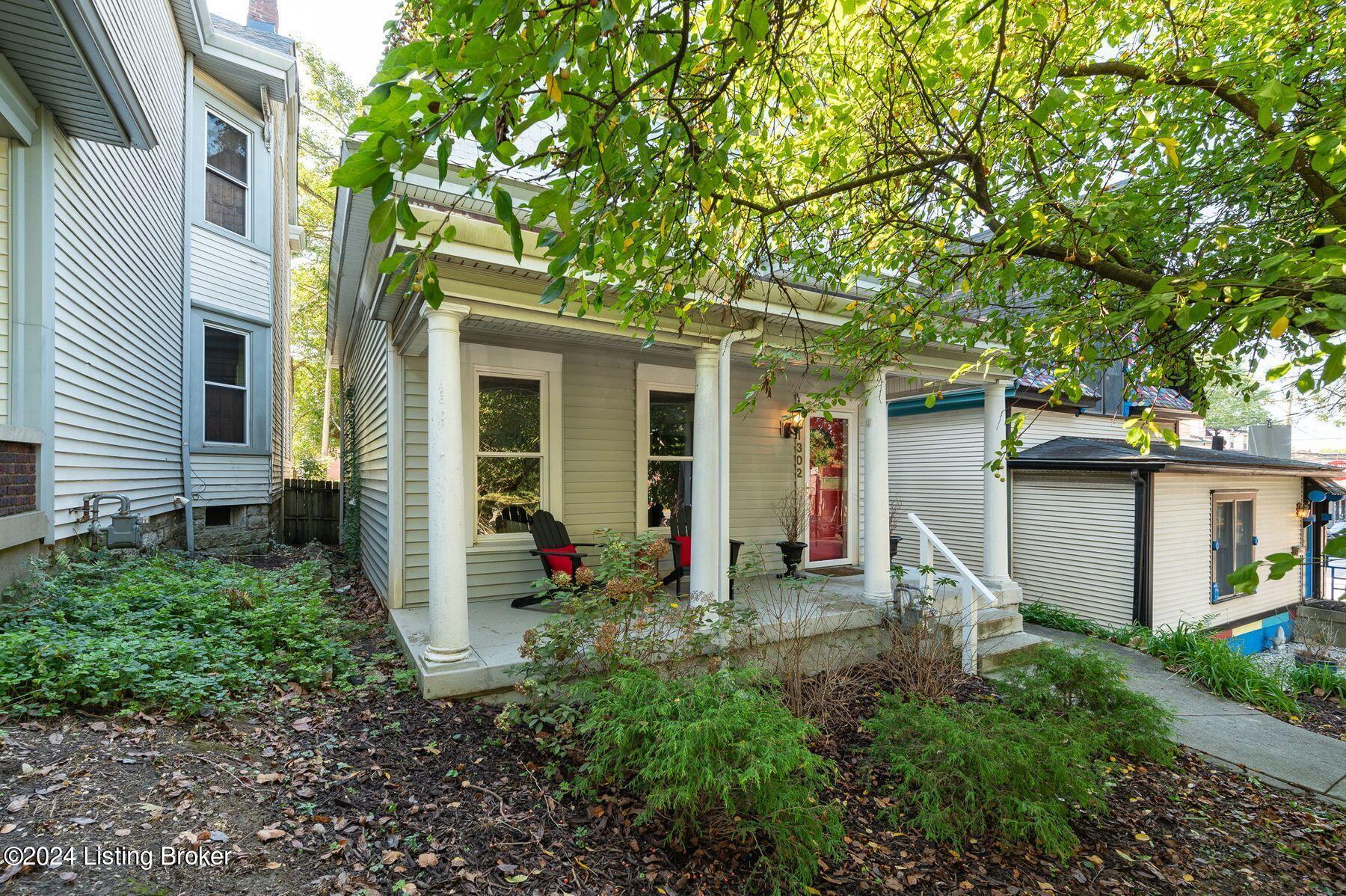 1302 Hepburn Ave