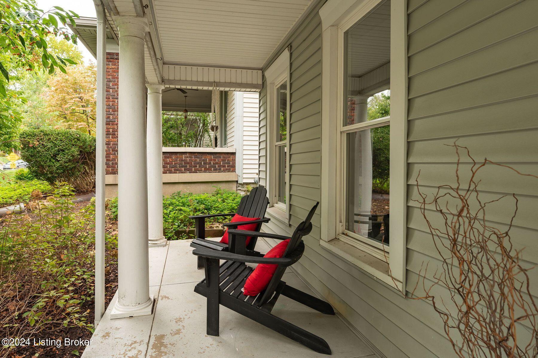 1302 Hepburn Ave