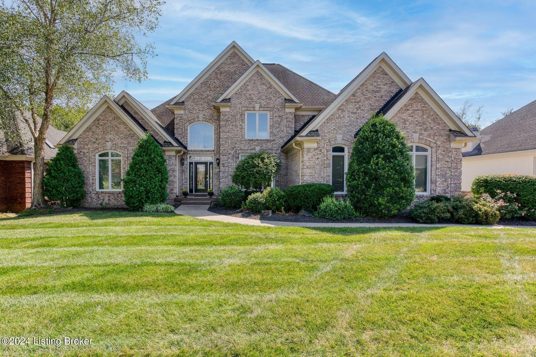 12811 Deercross Dr