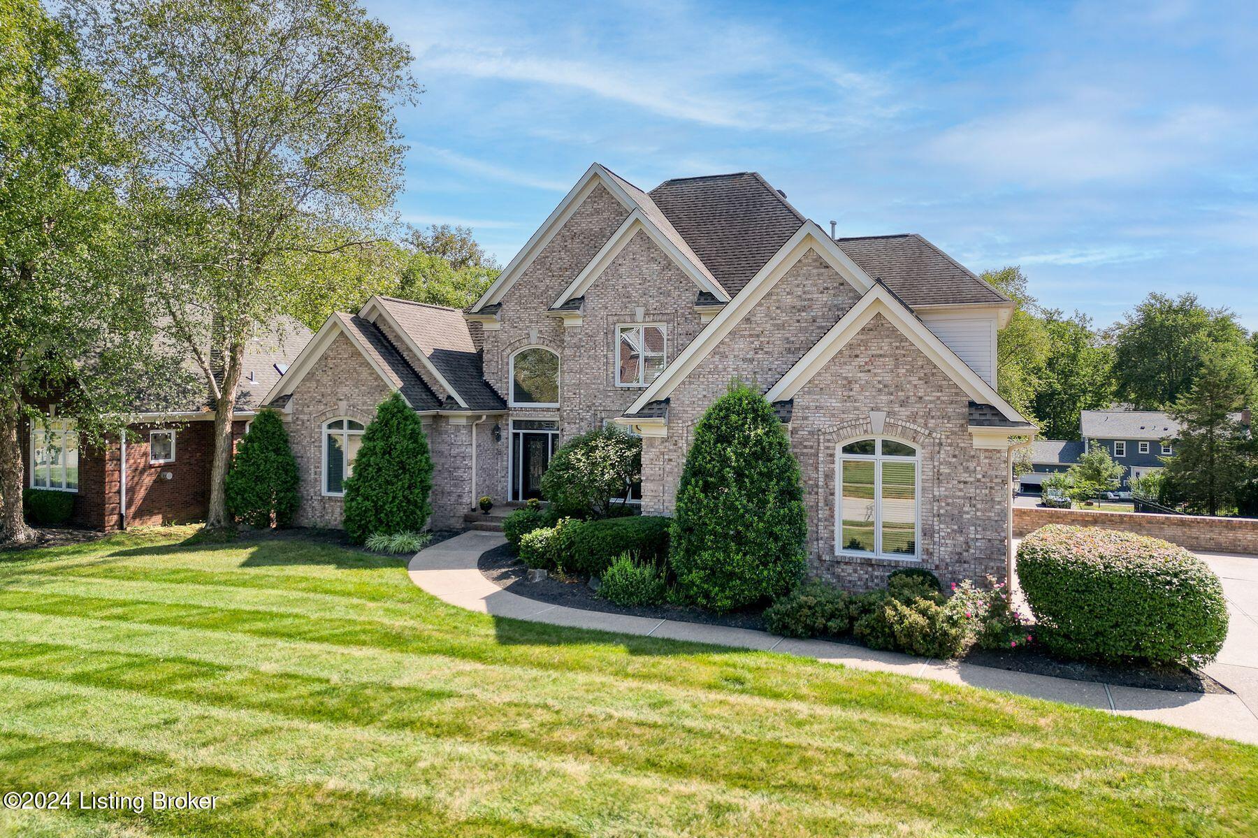 12811 Deercross Dr
