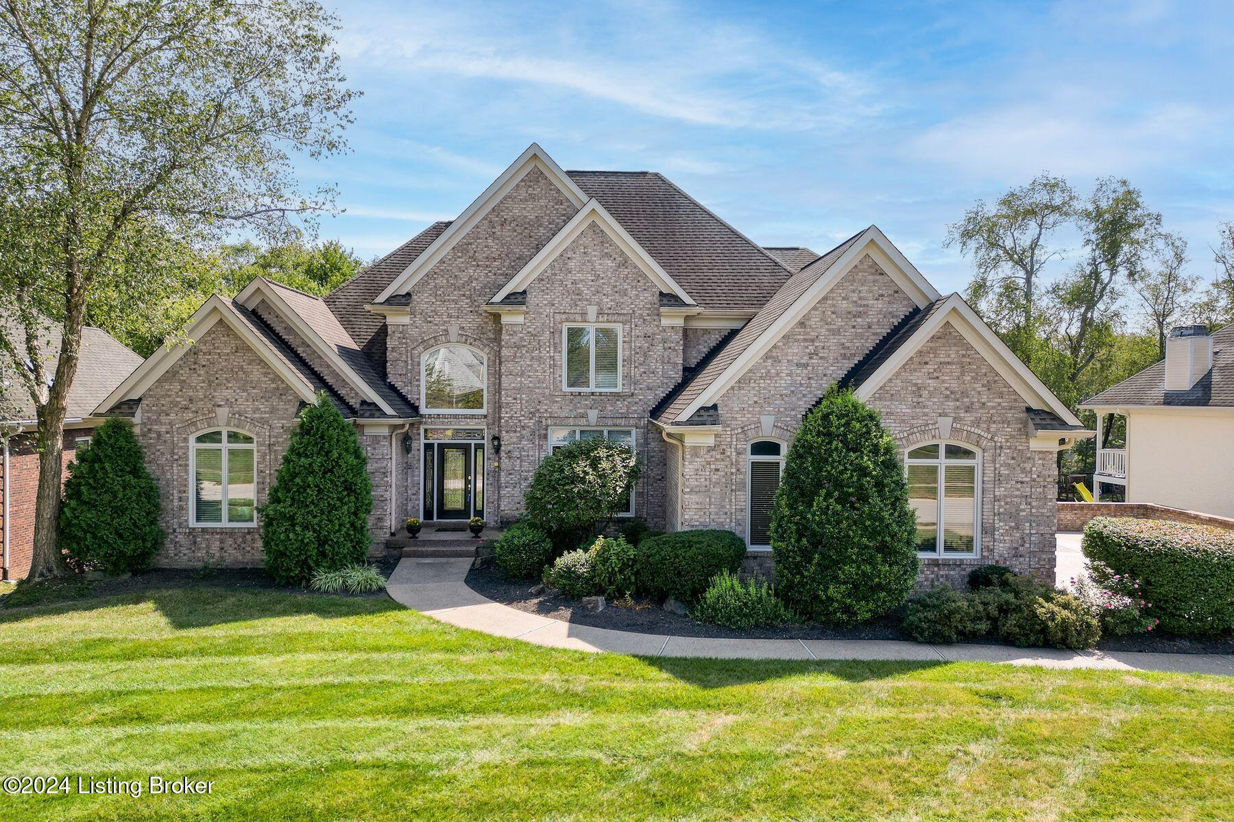 12811 Deercross Dr