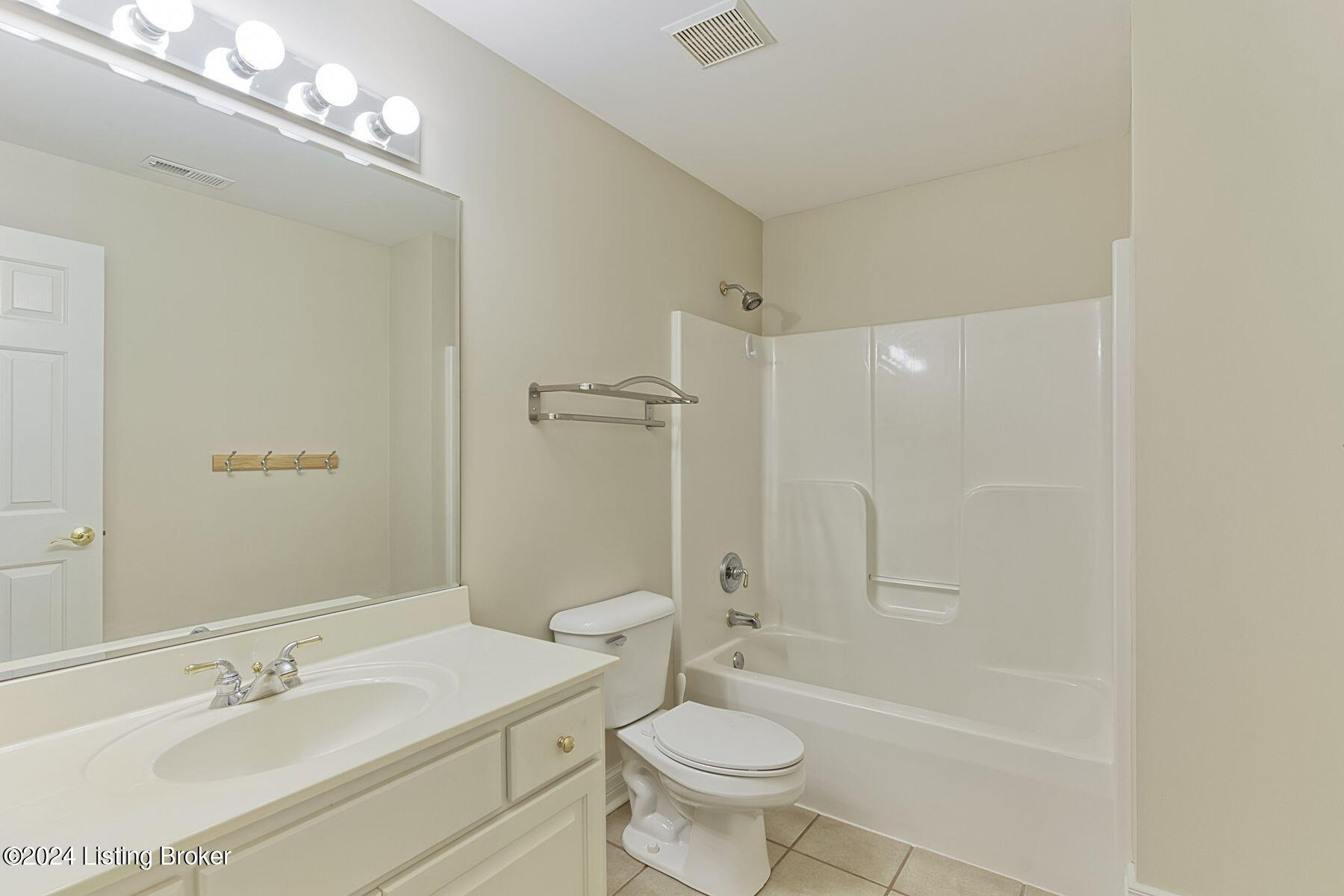 12811 Deercross Dr