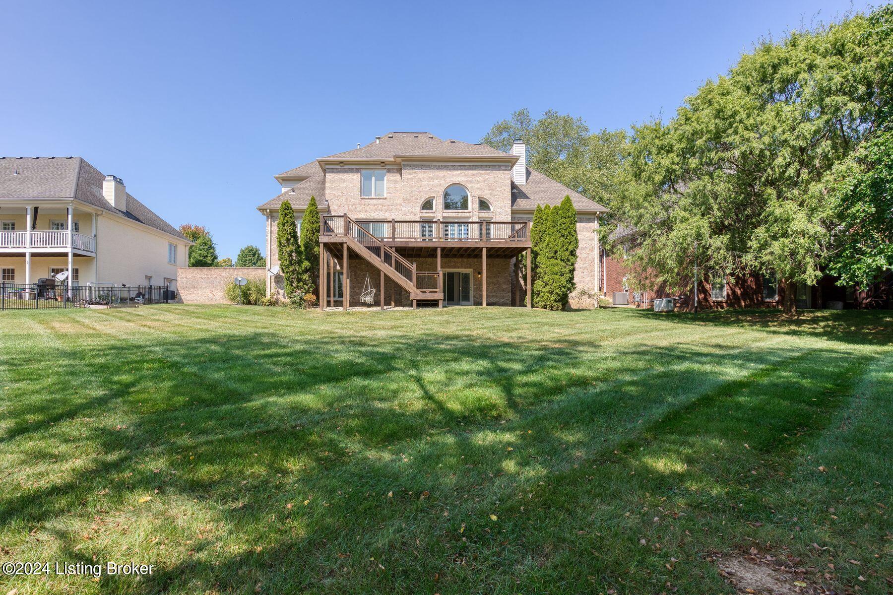12811 Deercross Dr