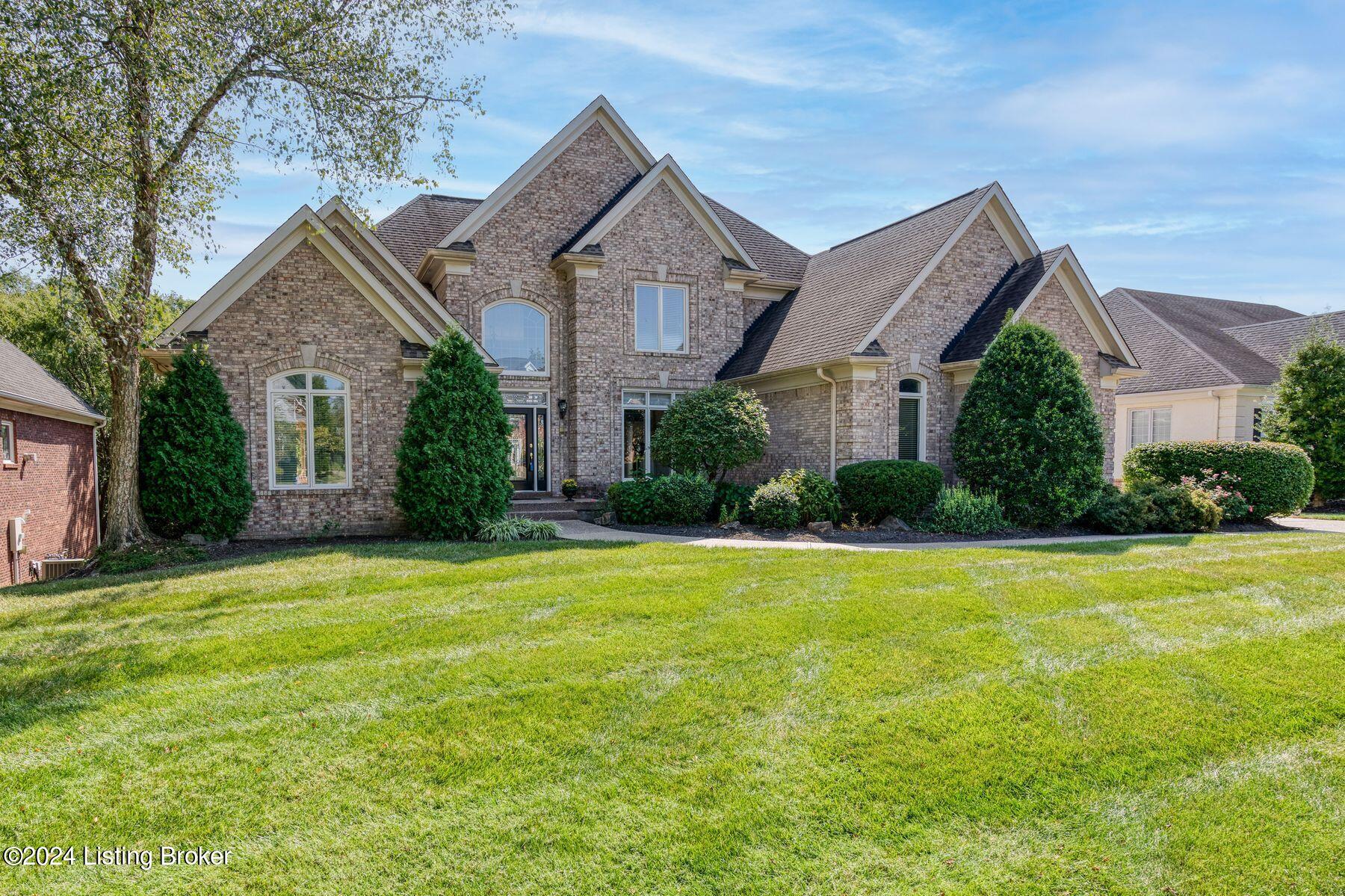 12811 Deercross Dr
