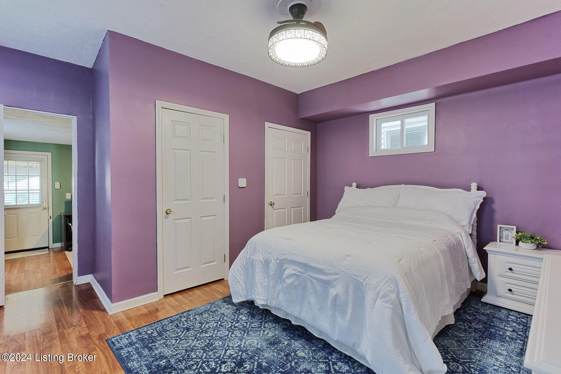 1048 Samuel St