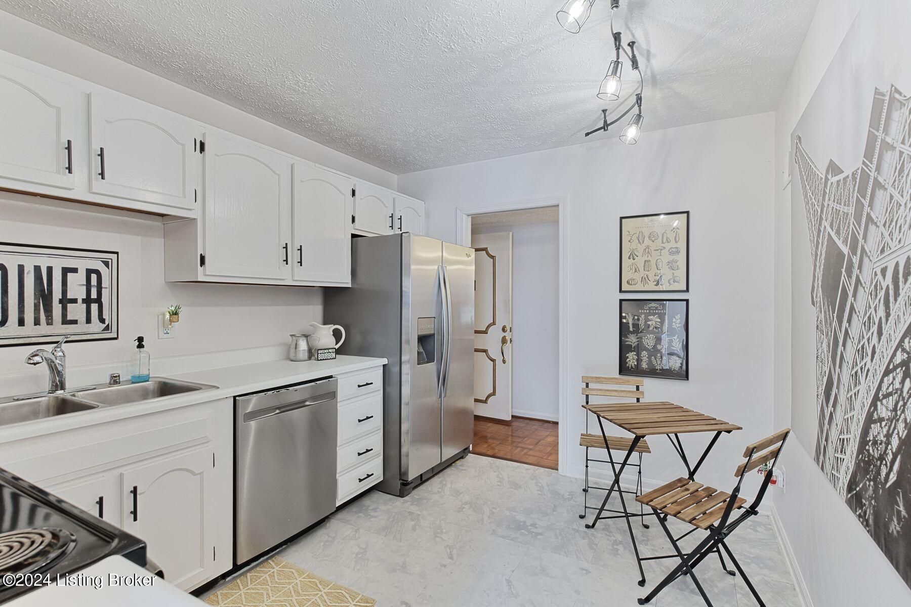 258 El Conquistador Pl