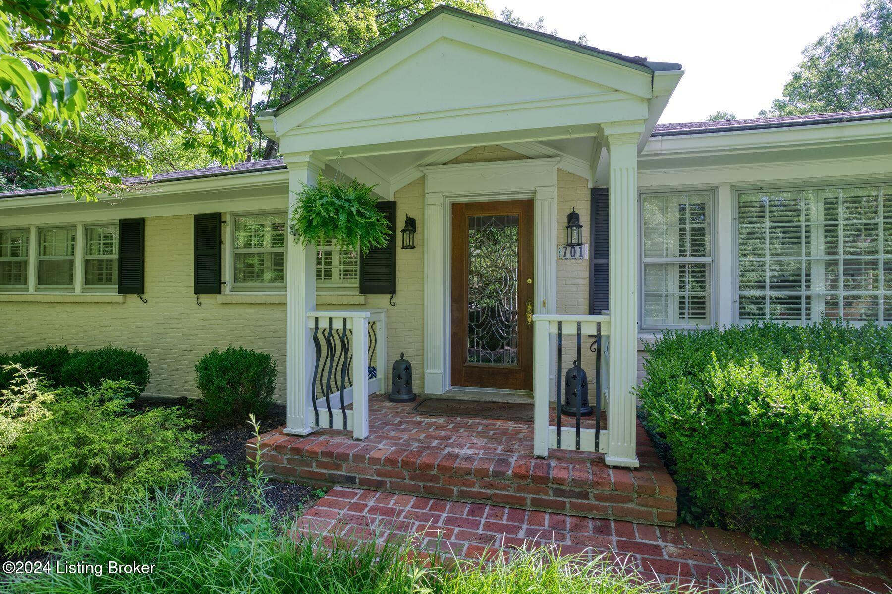 701 Shady Ln
