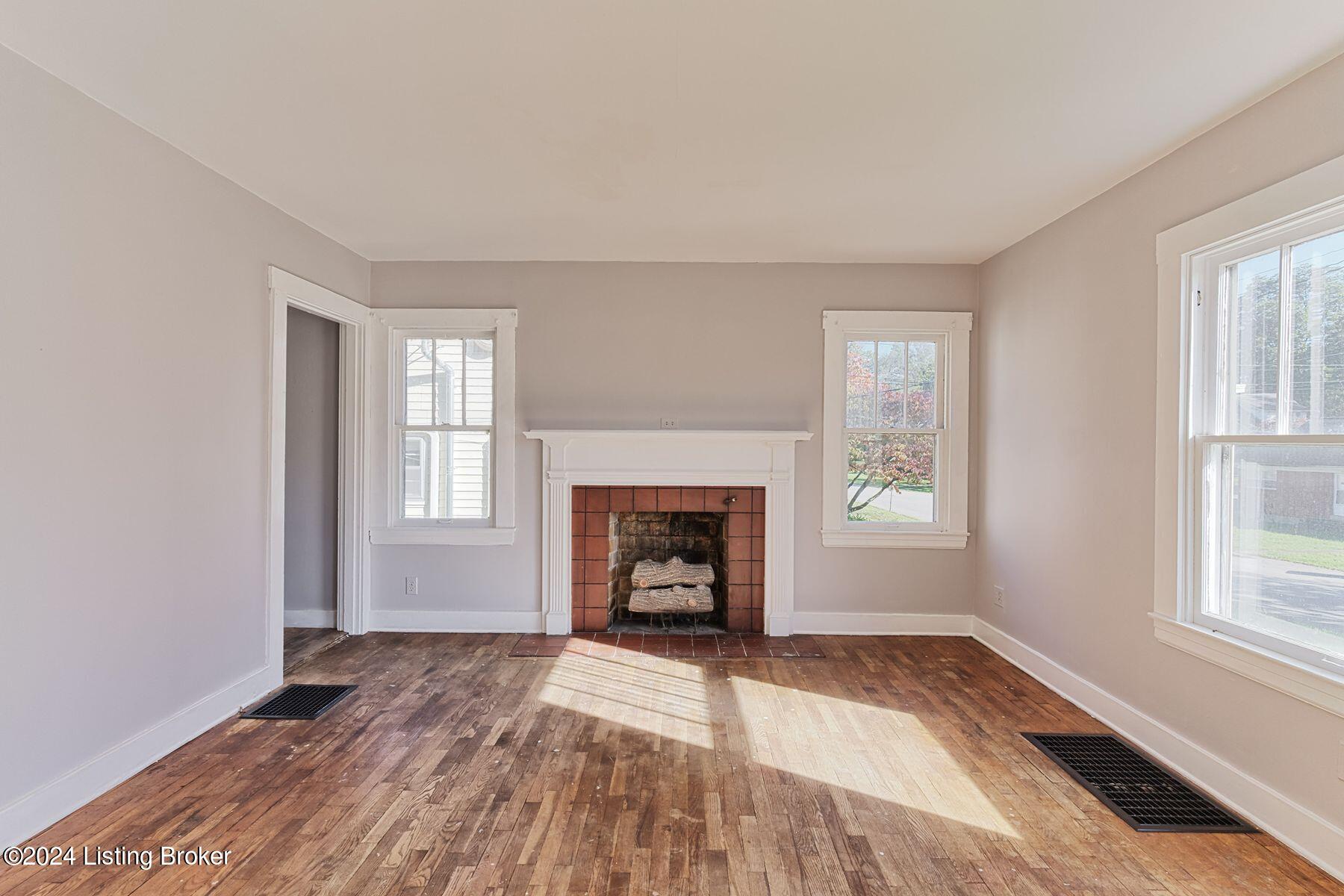 104 Beechwood Ave