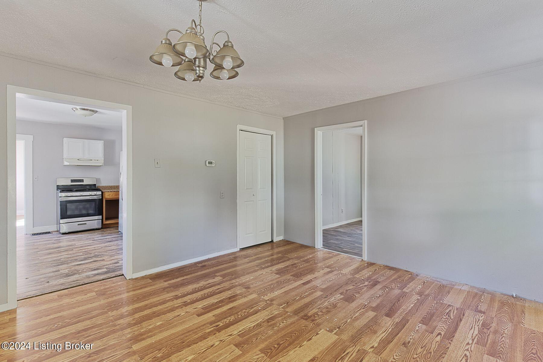 104 Beechwood Ave