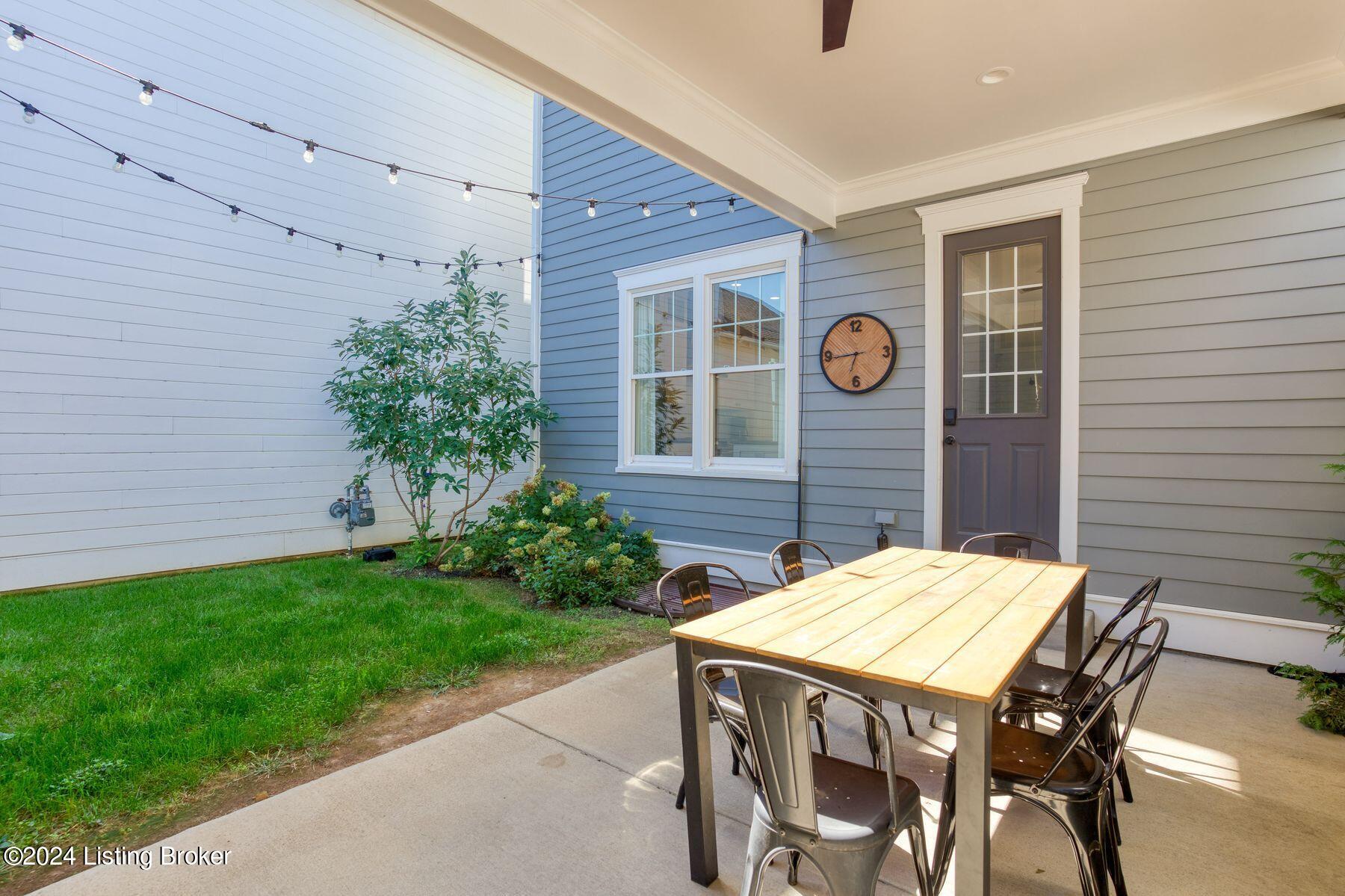 6227 Mistflower Cir