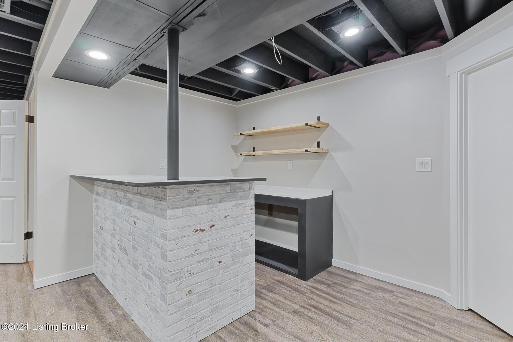 3523 Kirby Ln