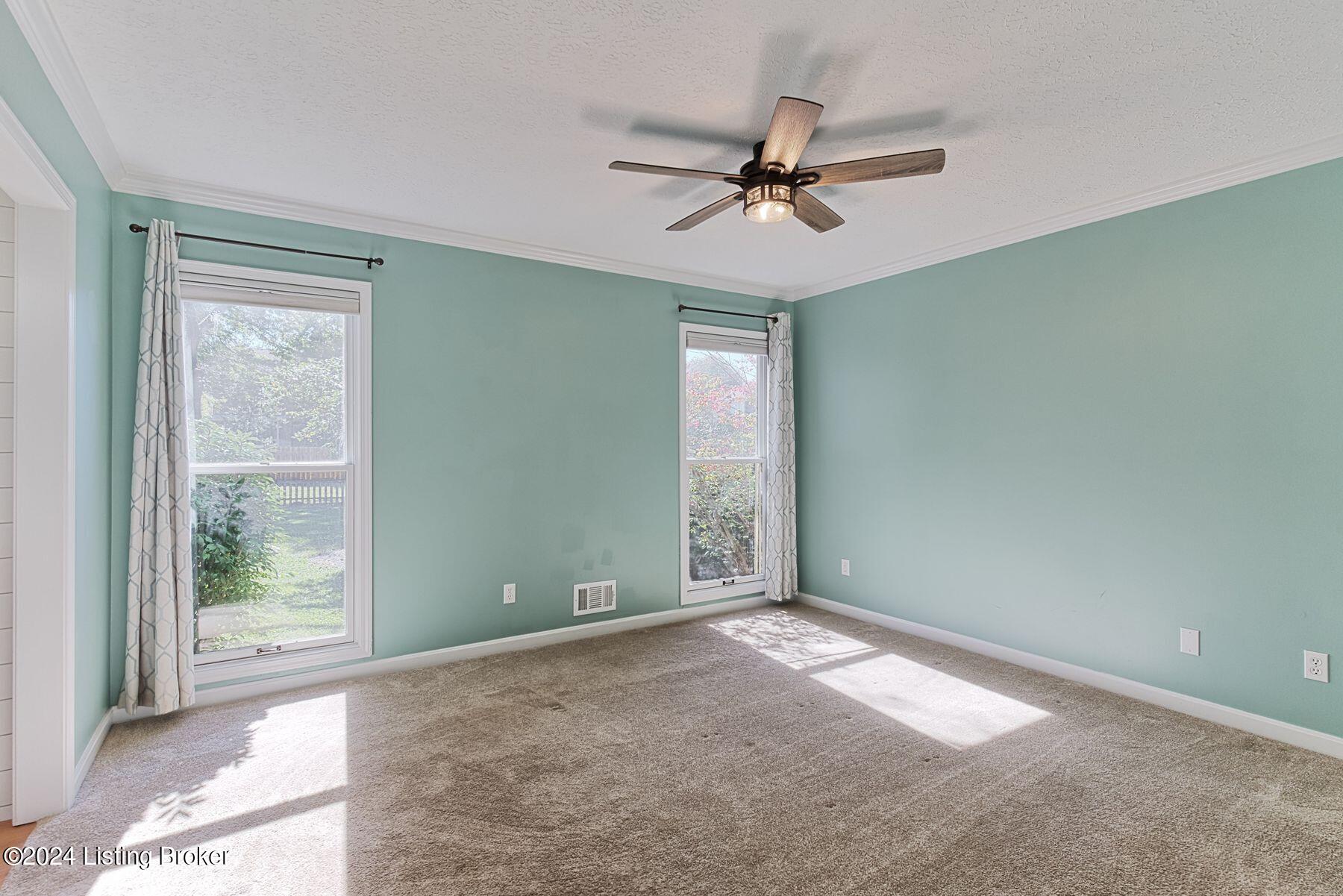 3523 Kirby Ln