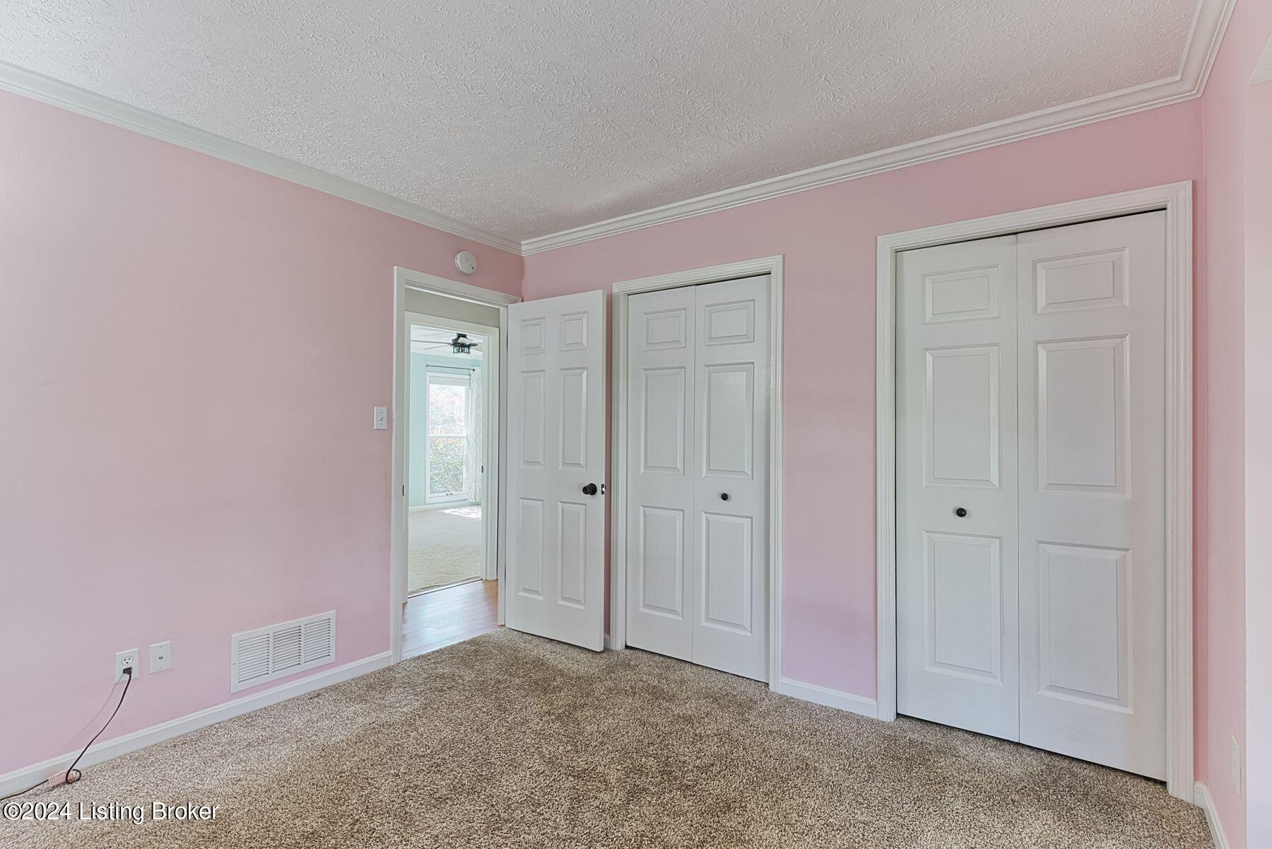 3523 Kirby Ln