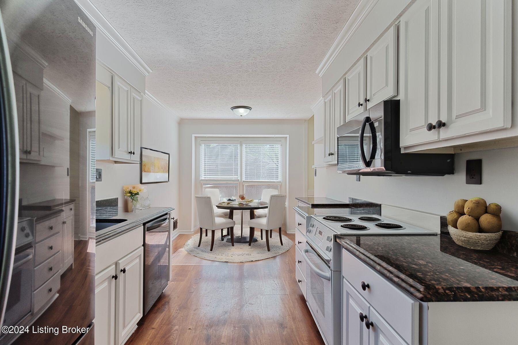 3523 Kirby Ln
