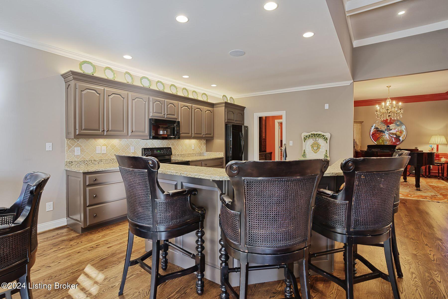 3230 Ridge Brook Cir