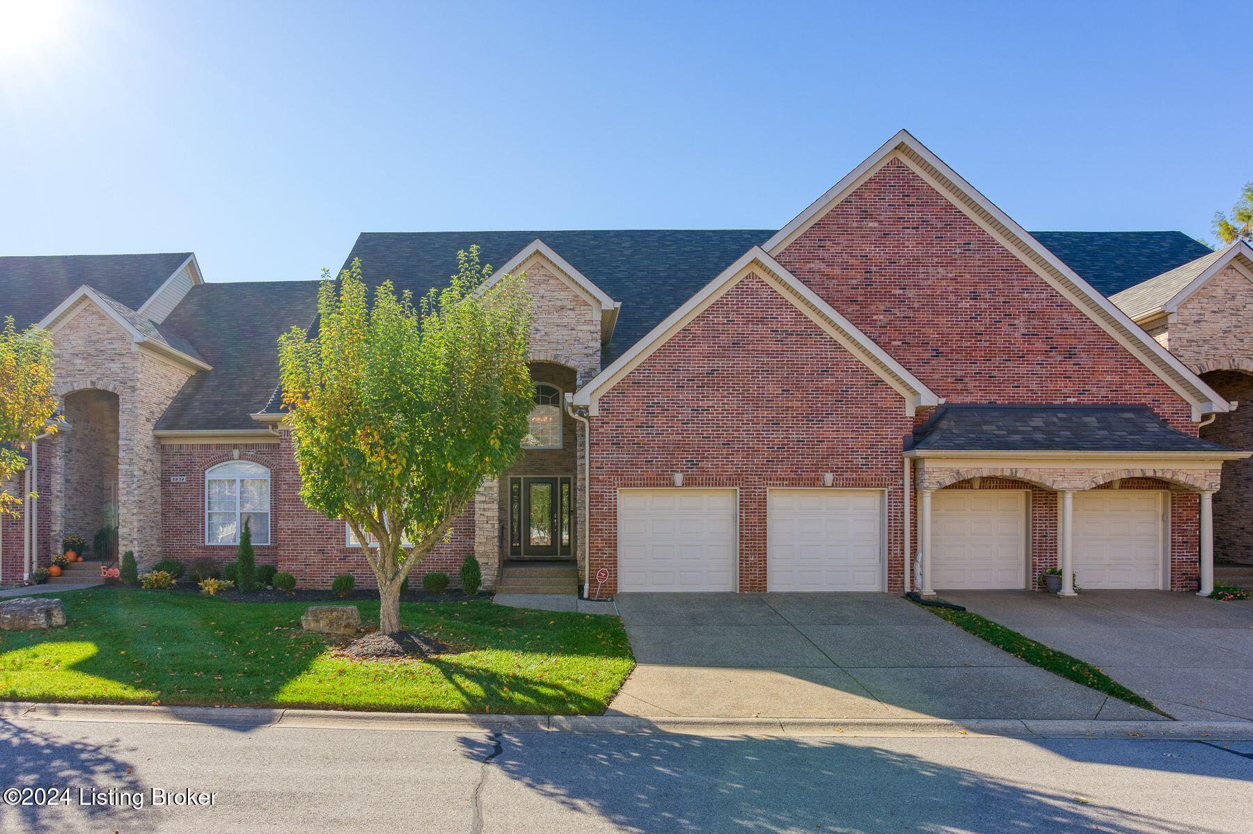 3230 Ridge Brook Cir