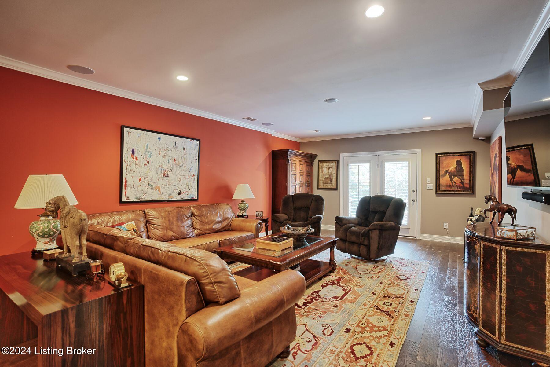 3230 Ridge Brook Cir