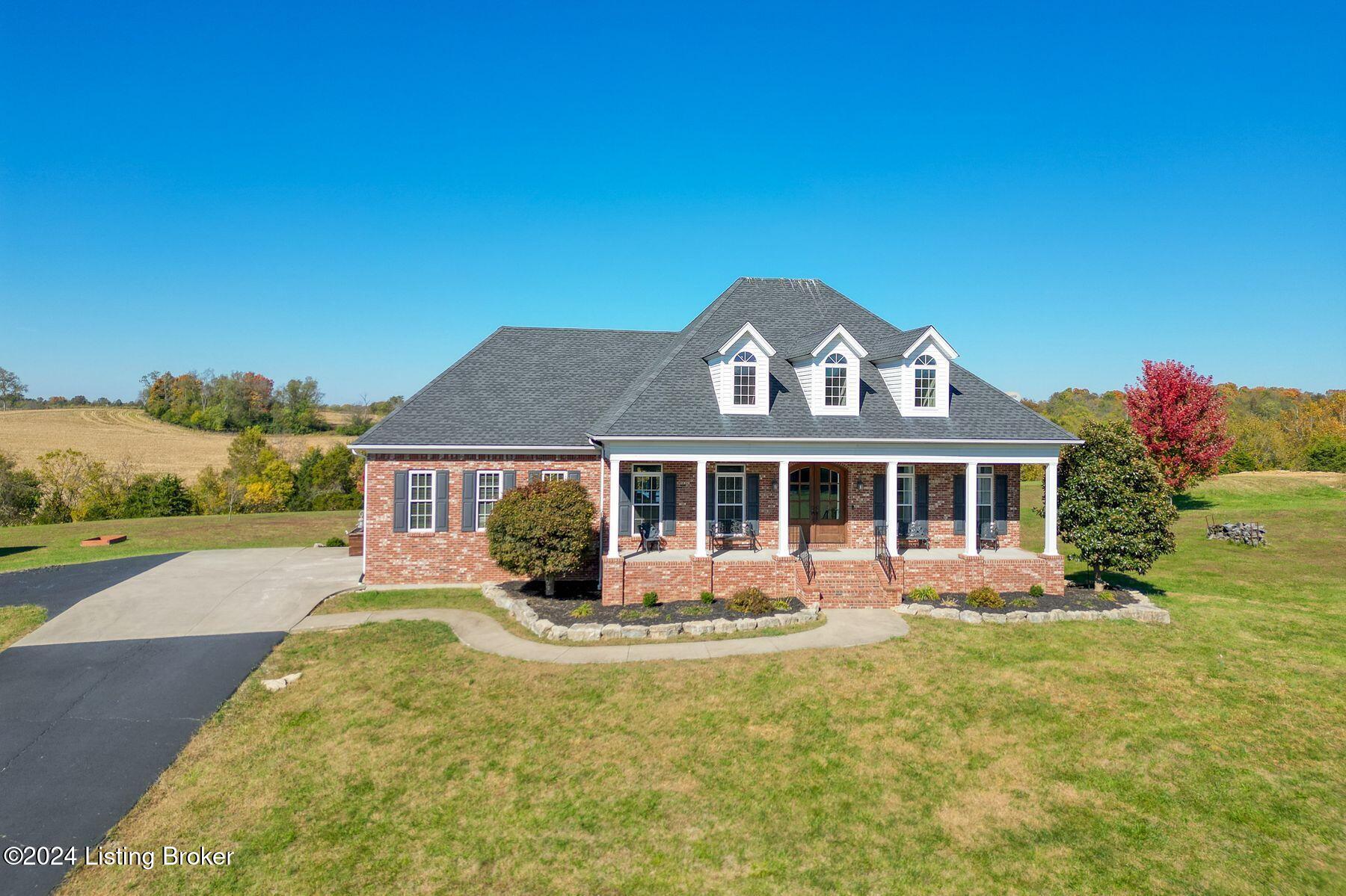 3698 Veechdale Rd