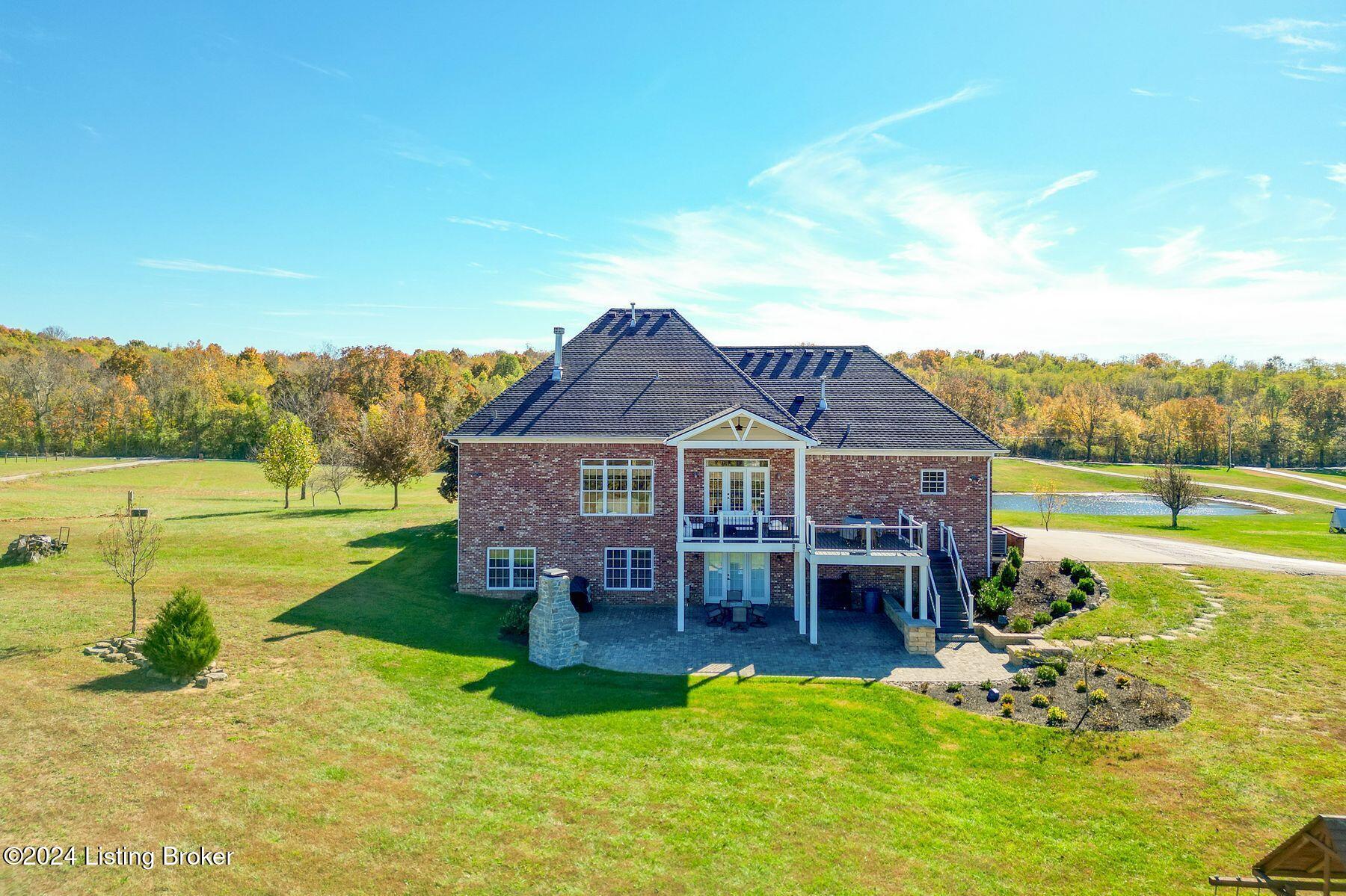 3698 Veechdale Rd