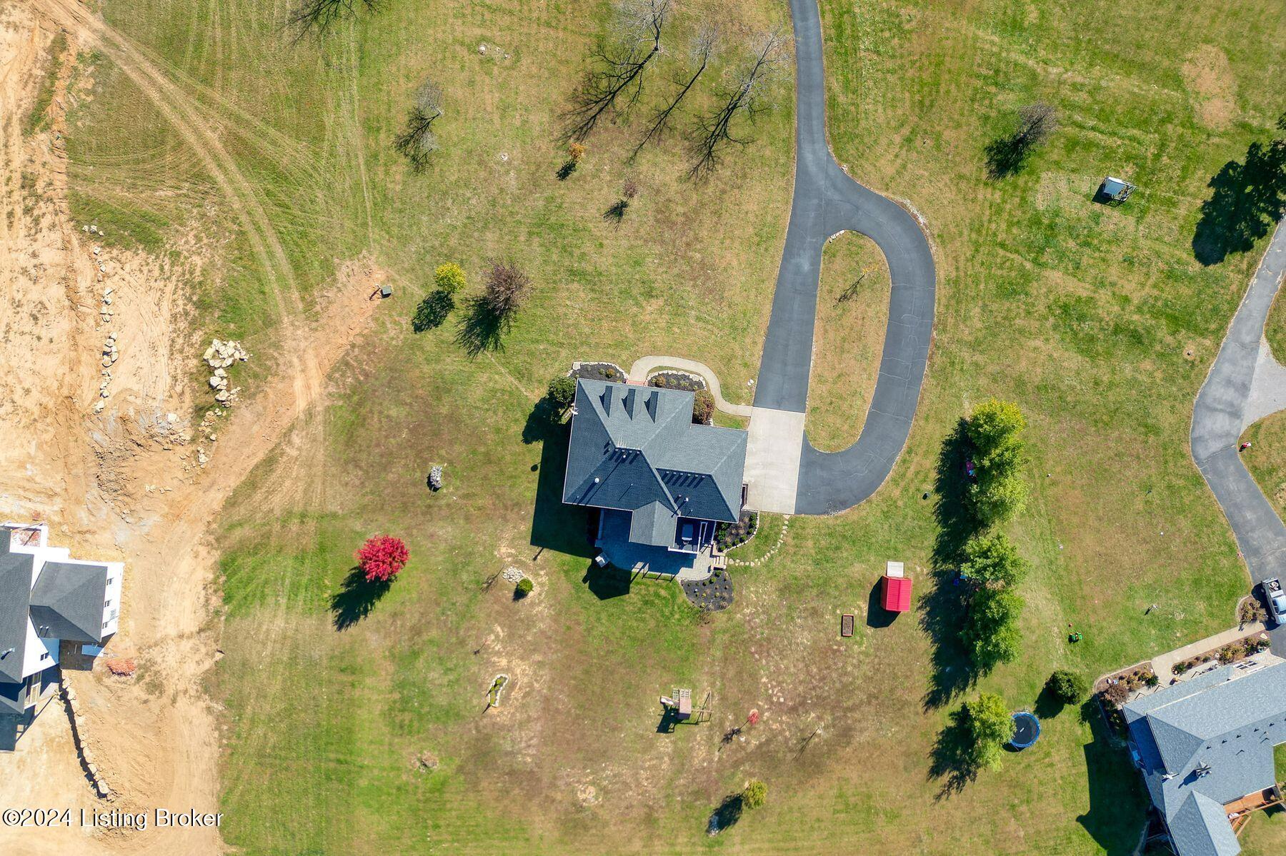 3698 Veechdale Rd