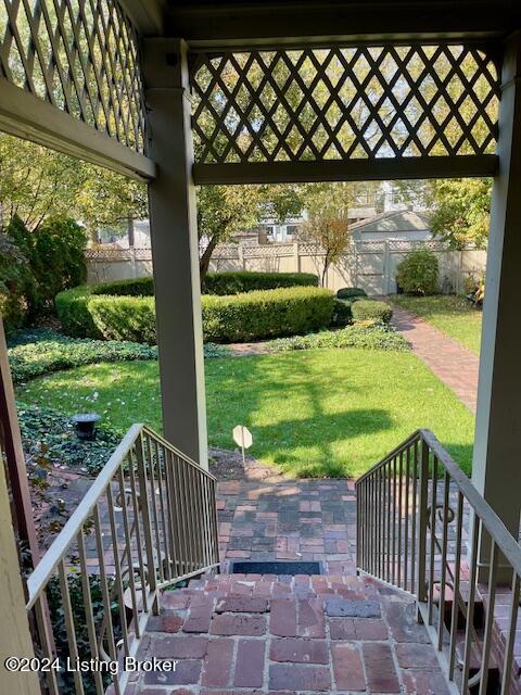1432 Saint James Ct