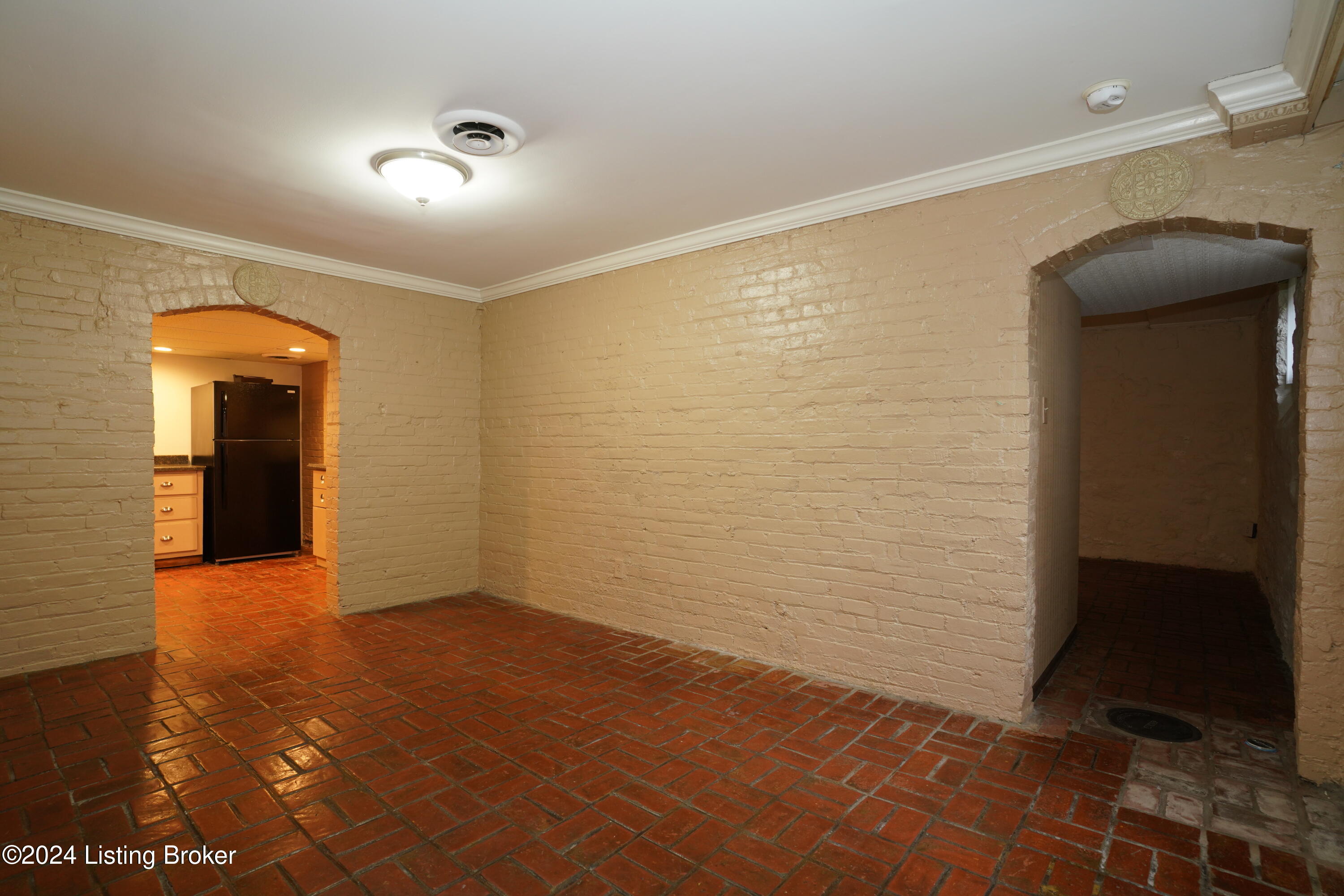 1432 Saint James Ct