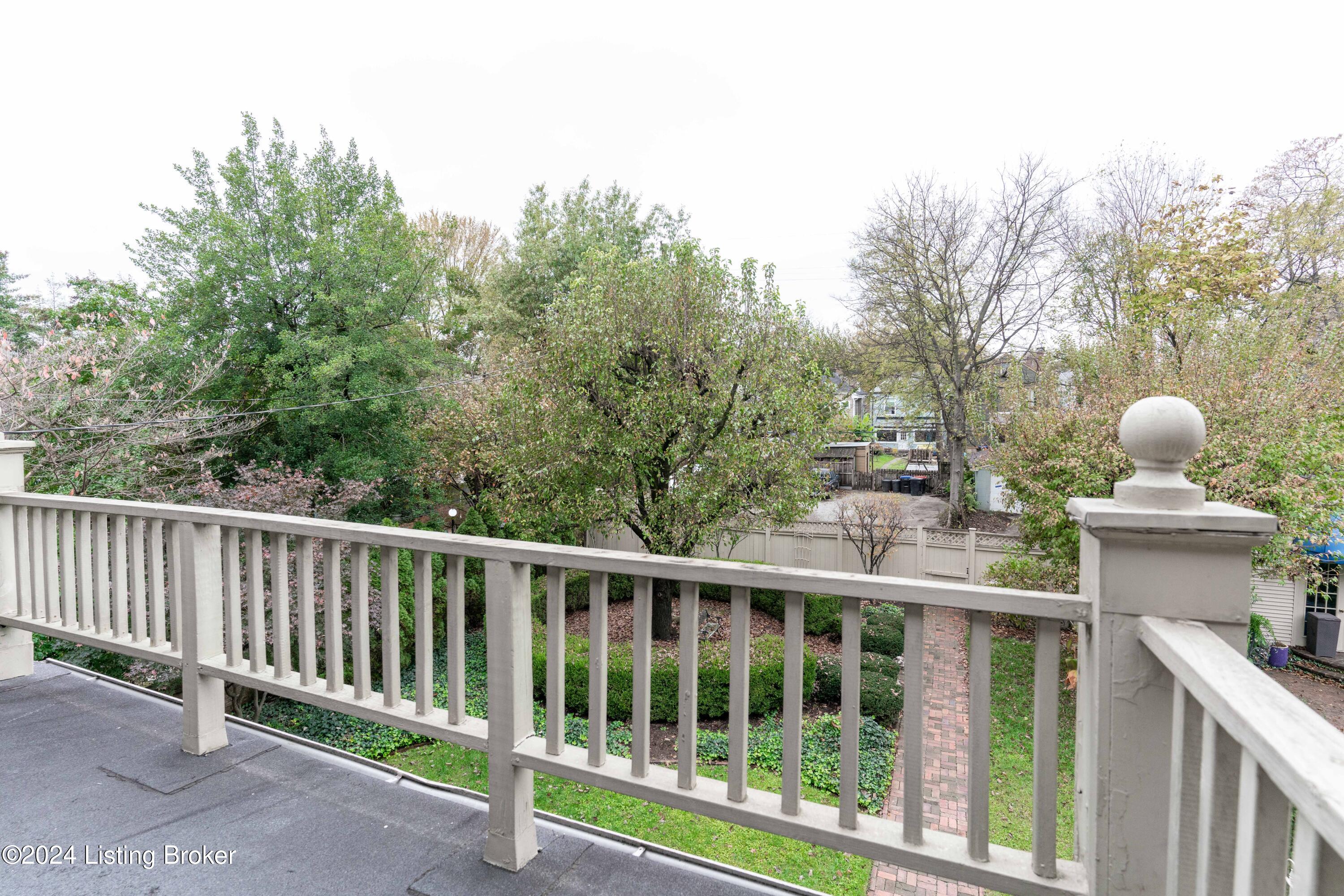 1432 Saint James Ct