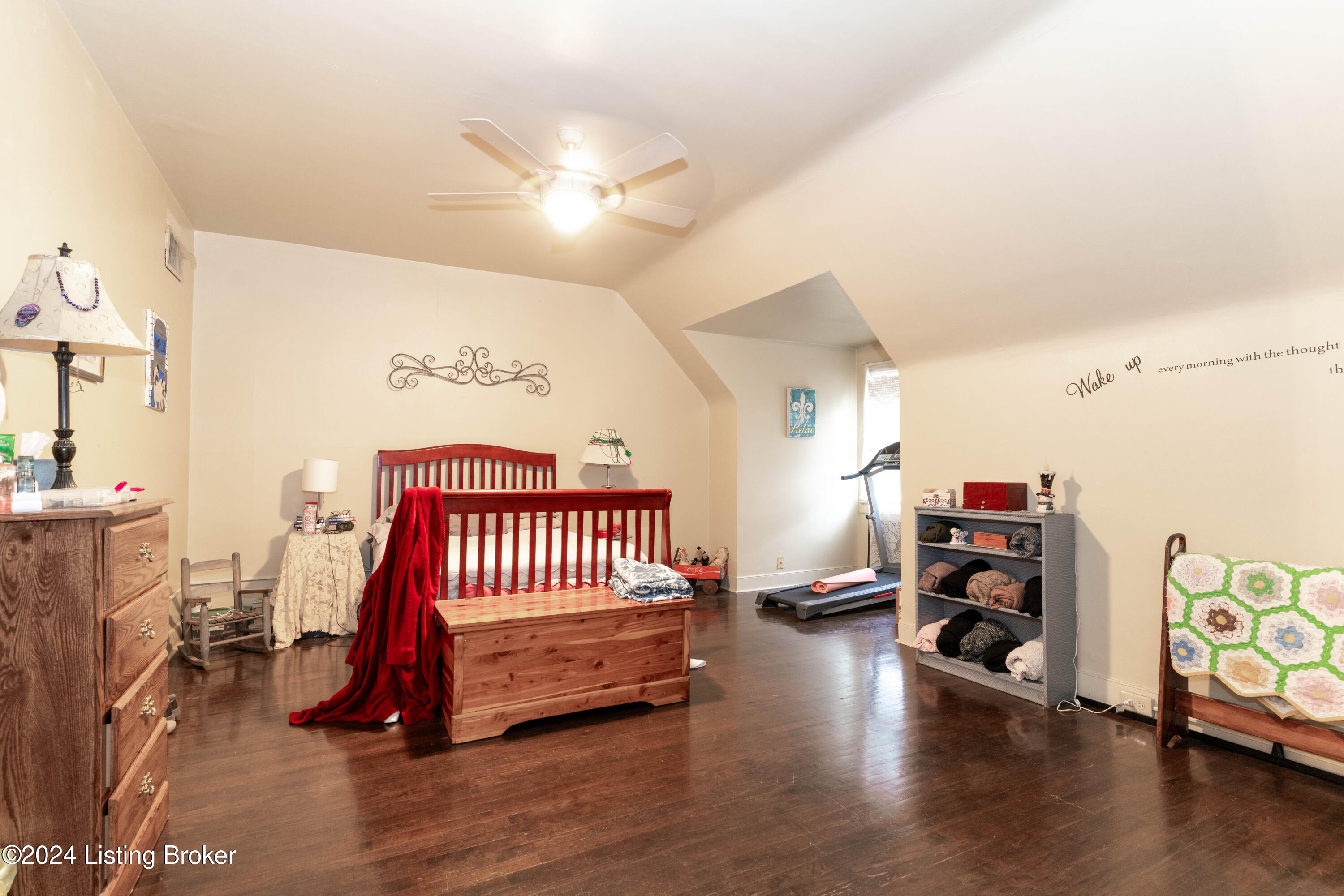 1432 Saint James Ct