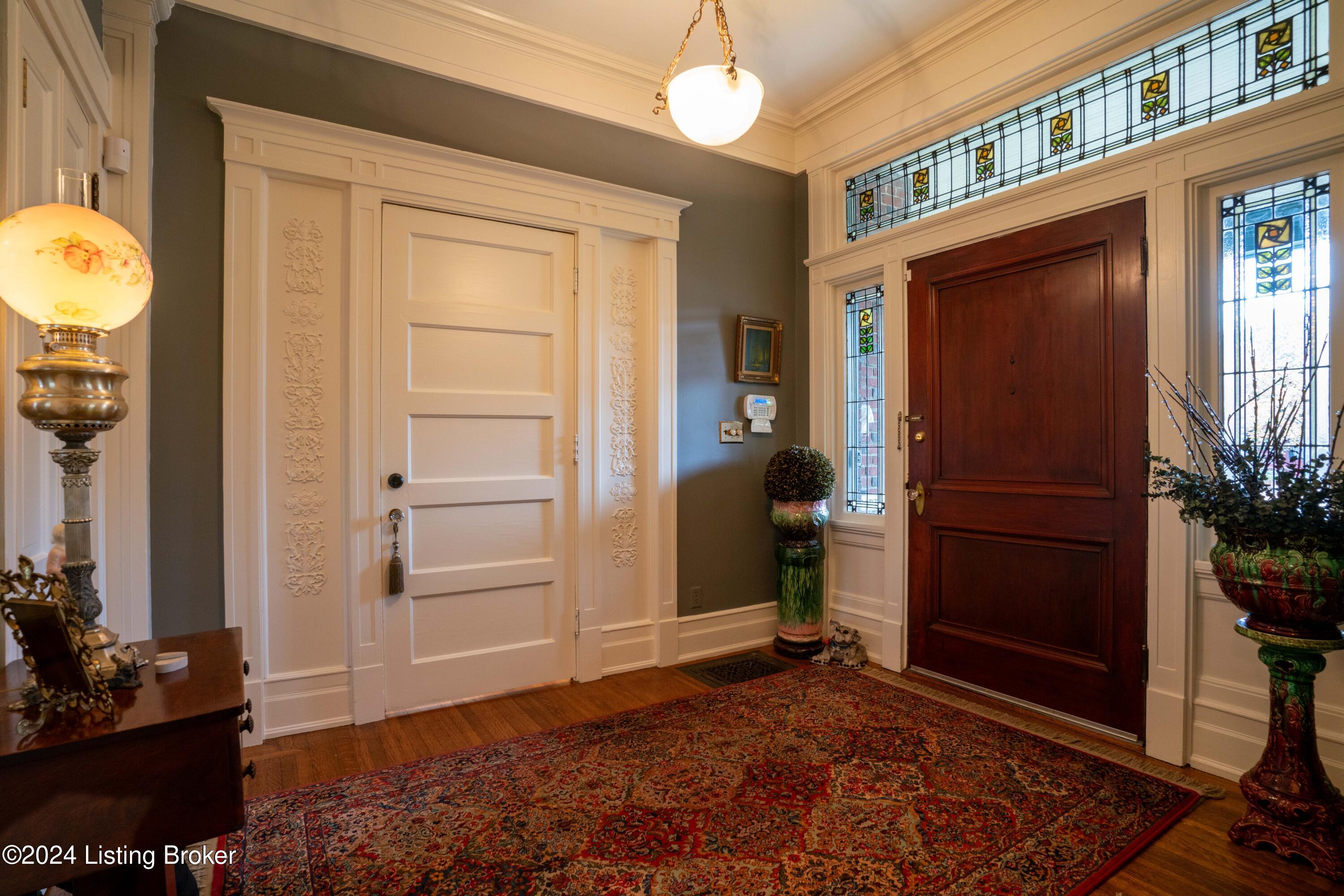 1432 Saint James Ct