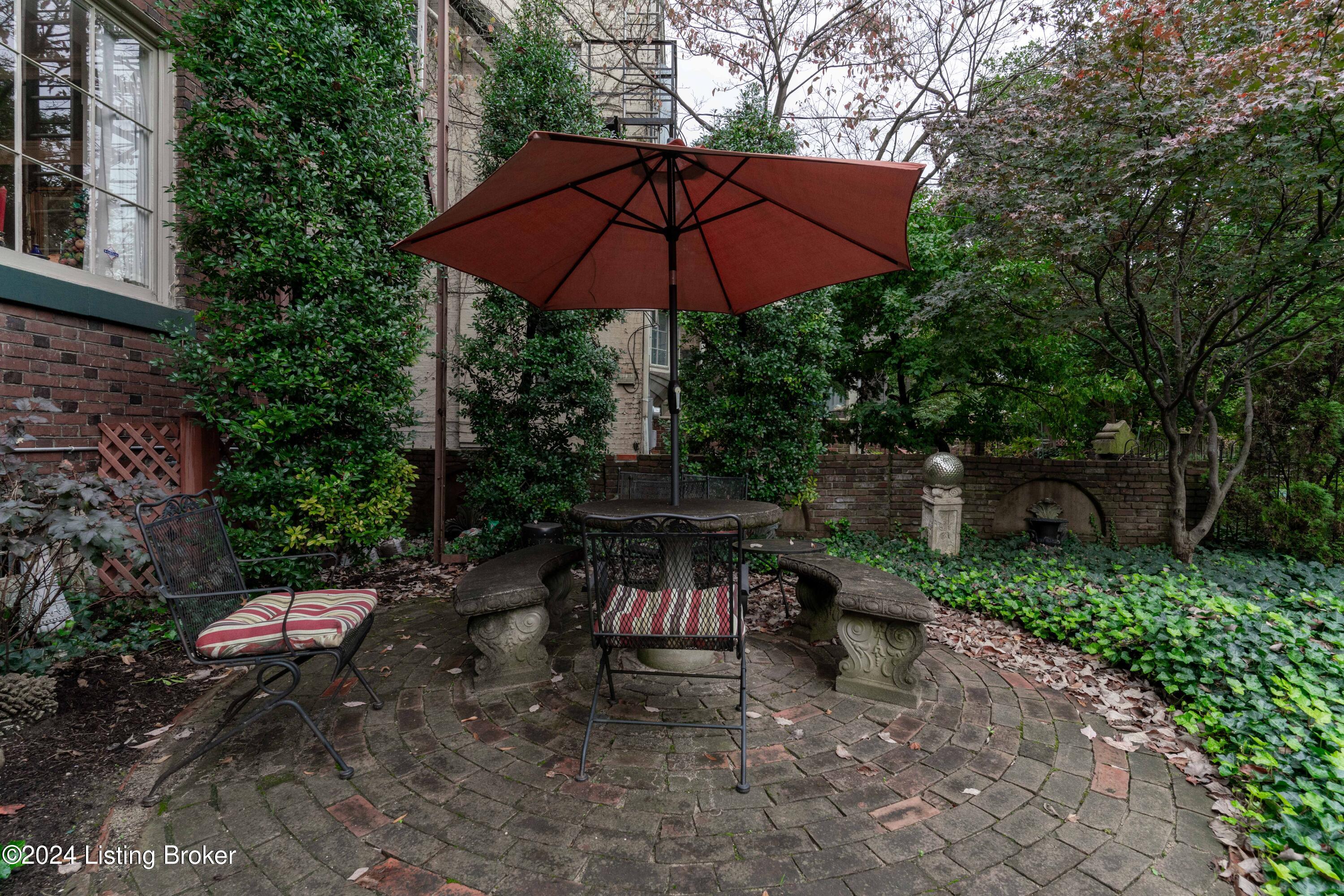 1432 Saint James Ct