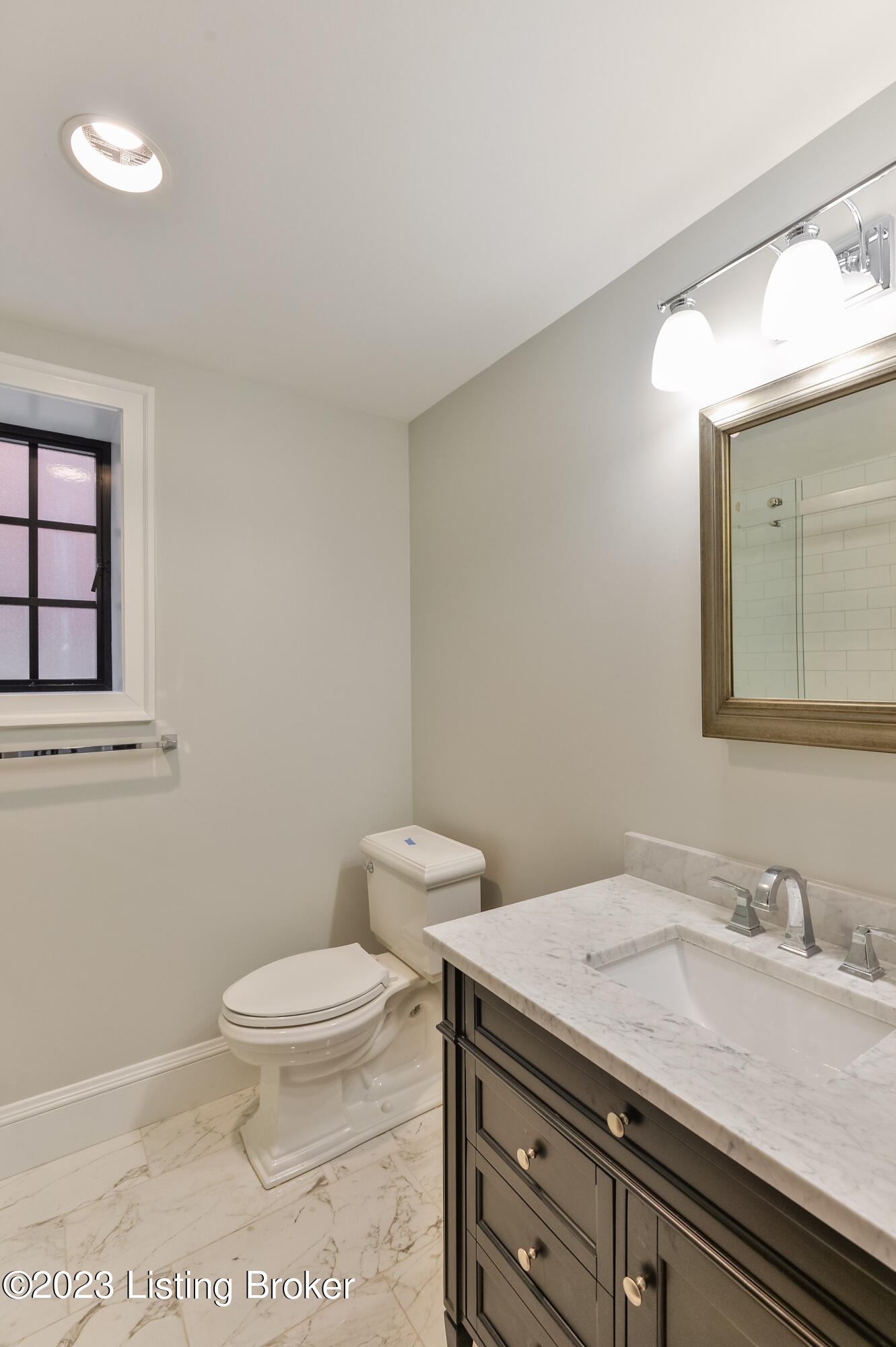 1411 Willow Ave, 1