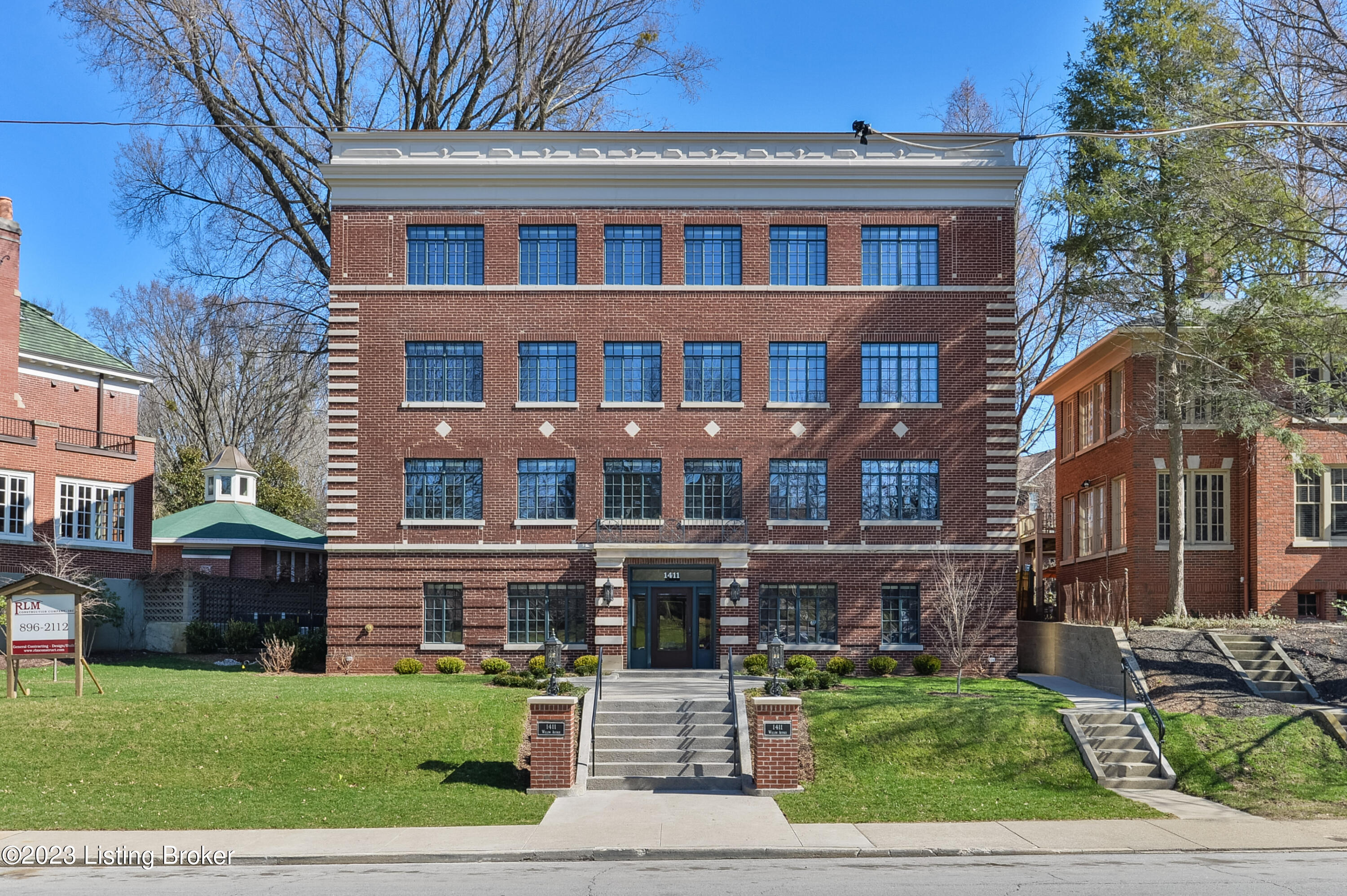 1411 Willow Ave, 1