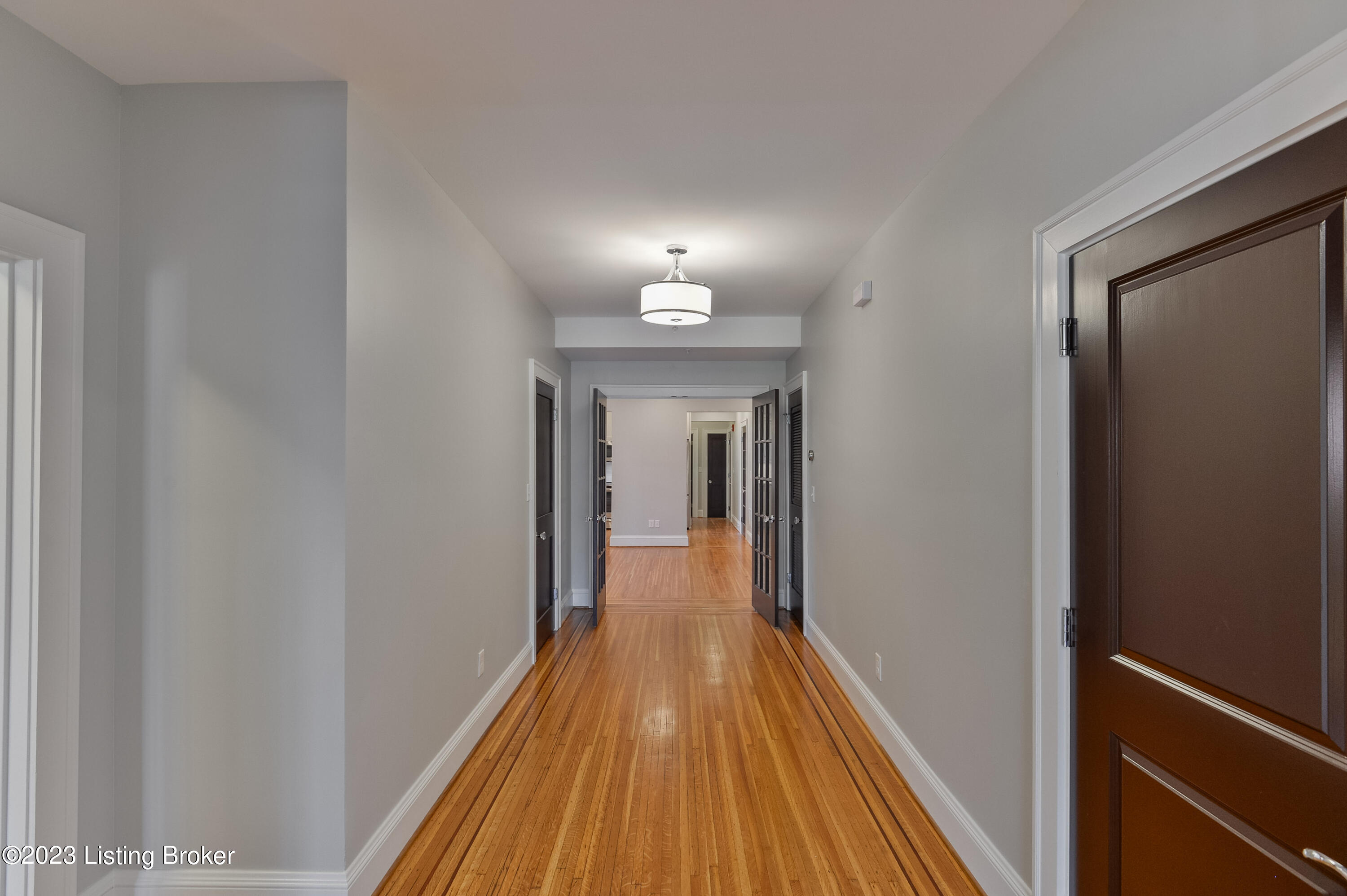 1411 Willow Ave, 1