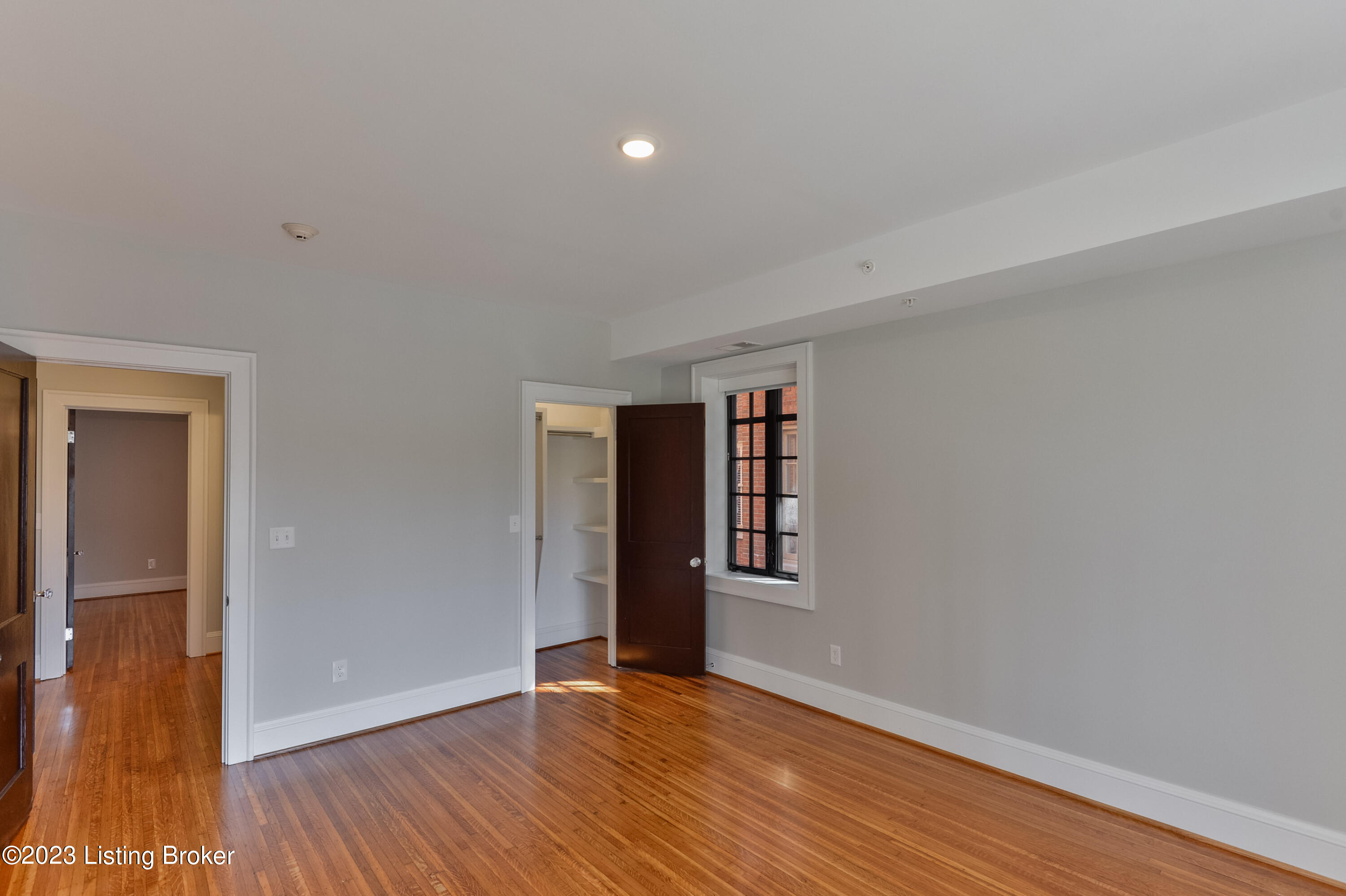 1411 Willow Ave, 1