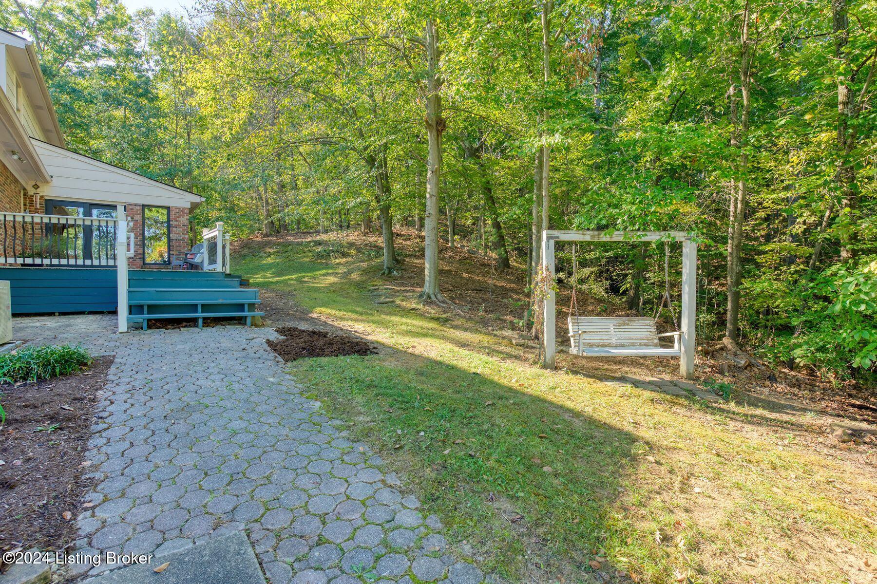 6817 Stone Hill Rd