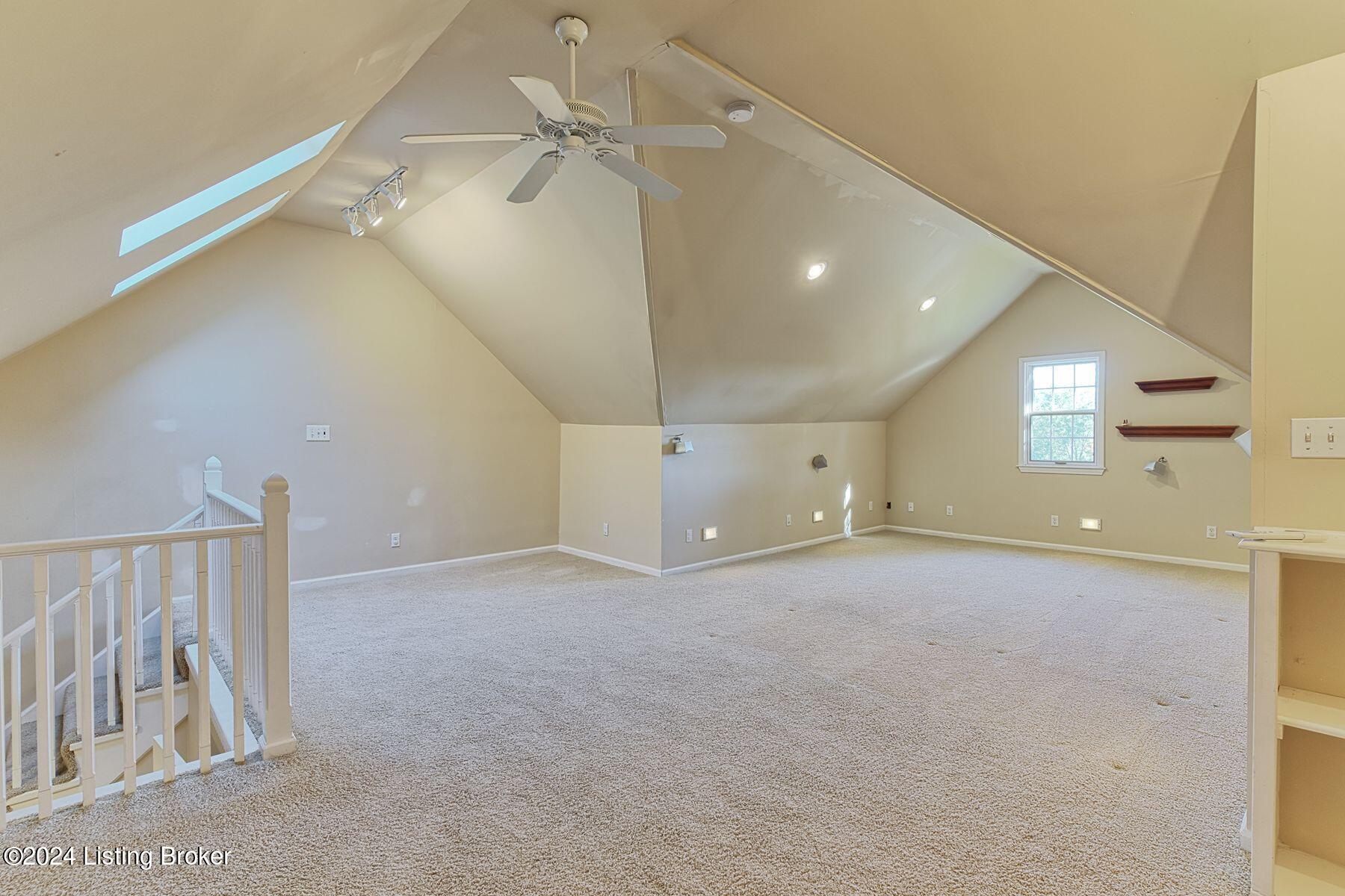 6817 Stone Hill Rd