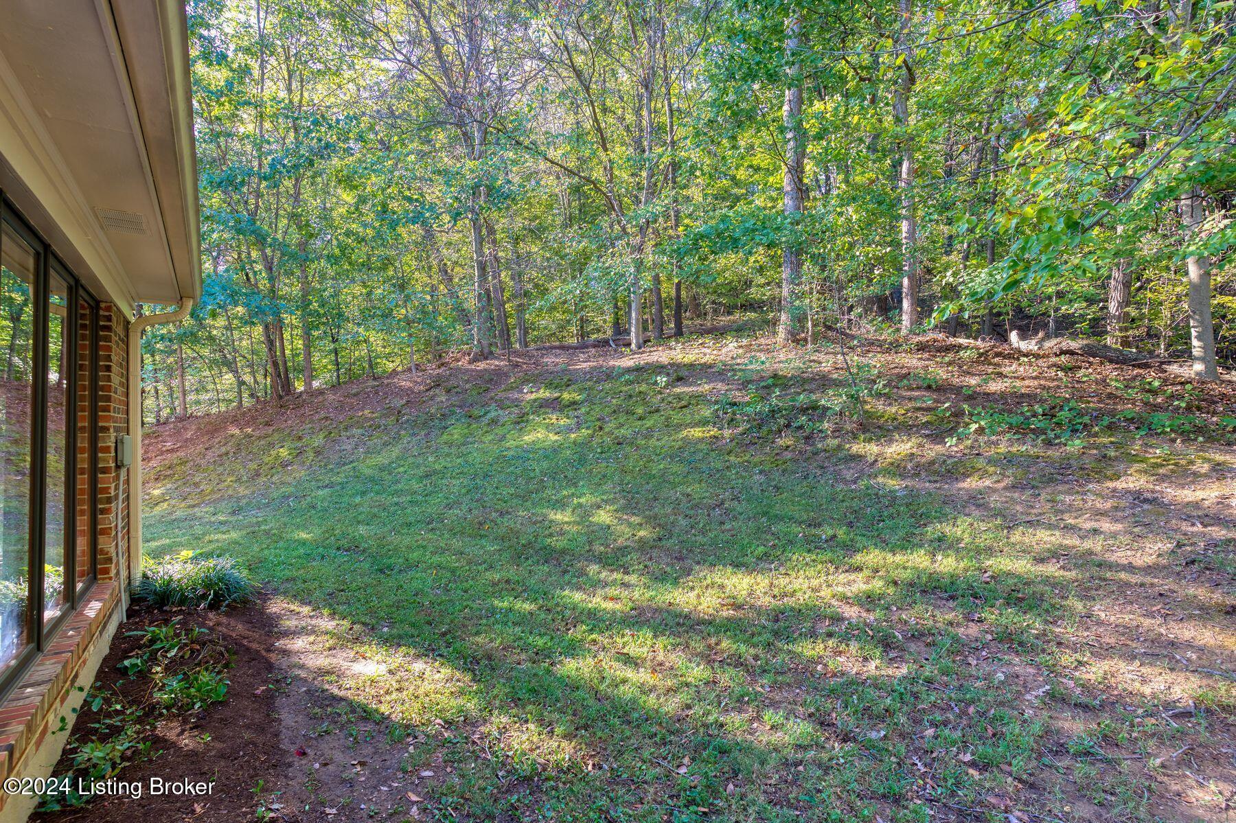 6817 Stone Hill Rd