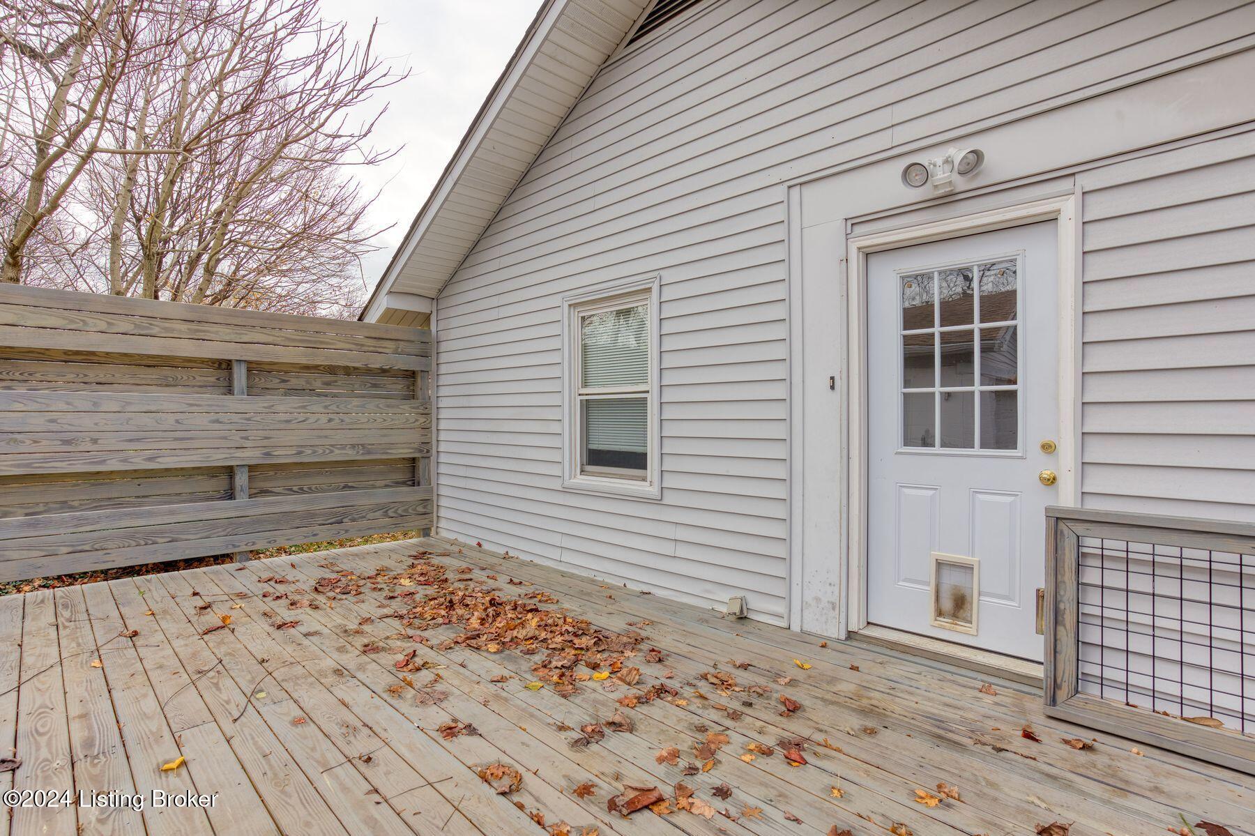 3207 Maple Rd
