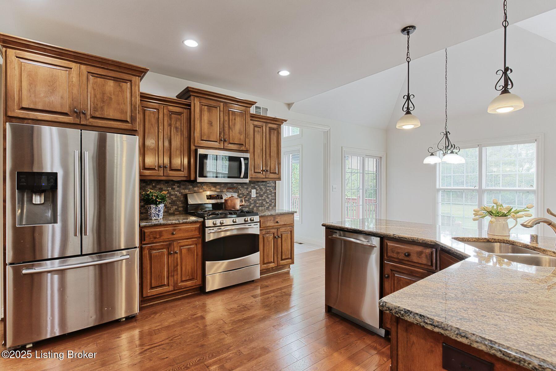 13303 Hampton Cir