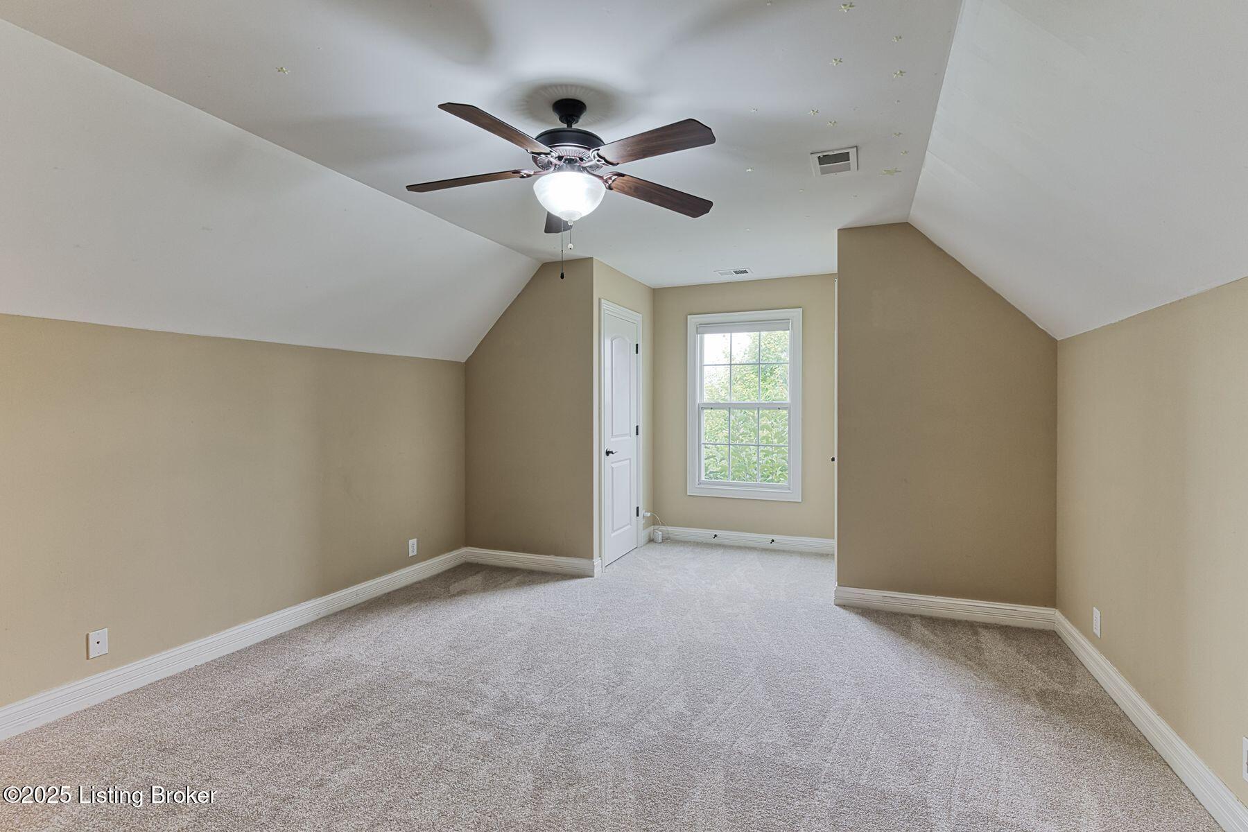 13303 Hampton Cir